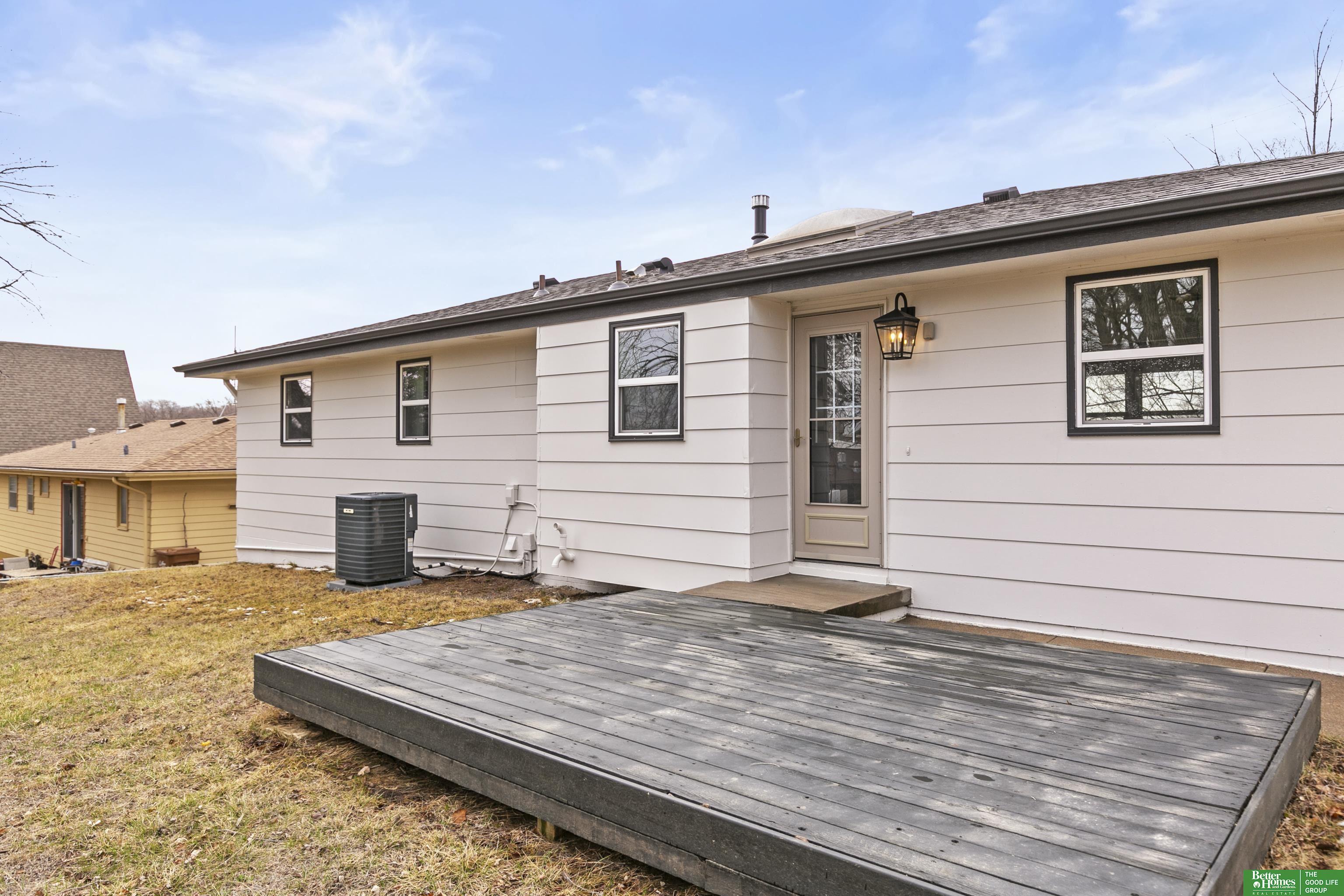 1912 Lloyd Street, Bellevue, Nebraska image 33