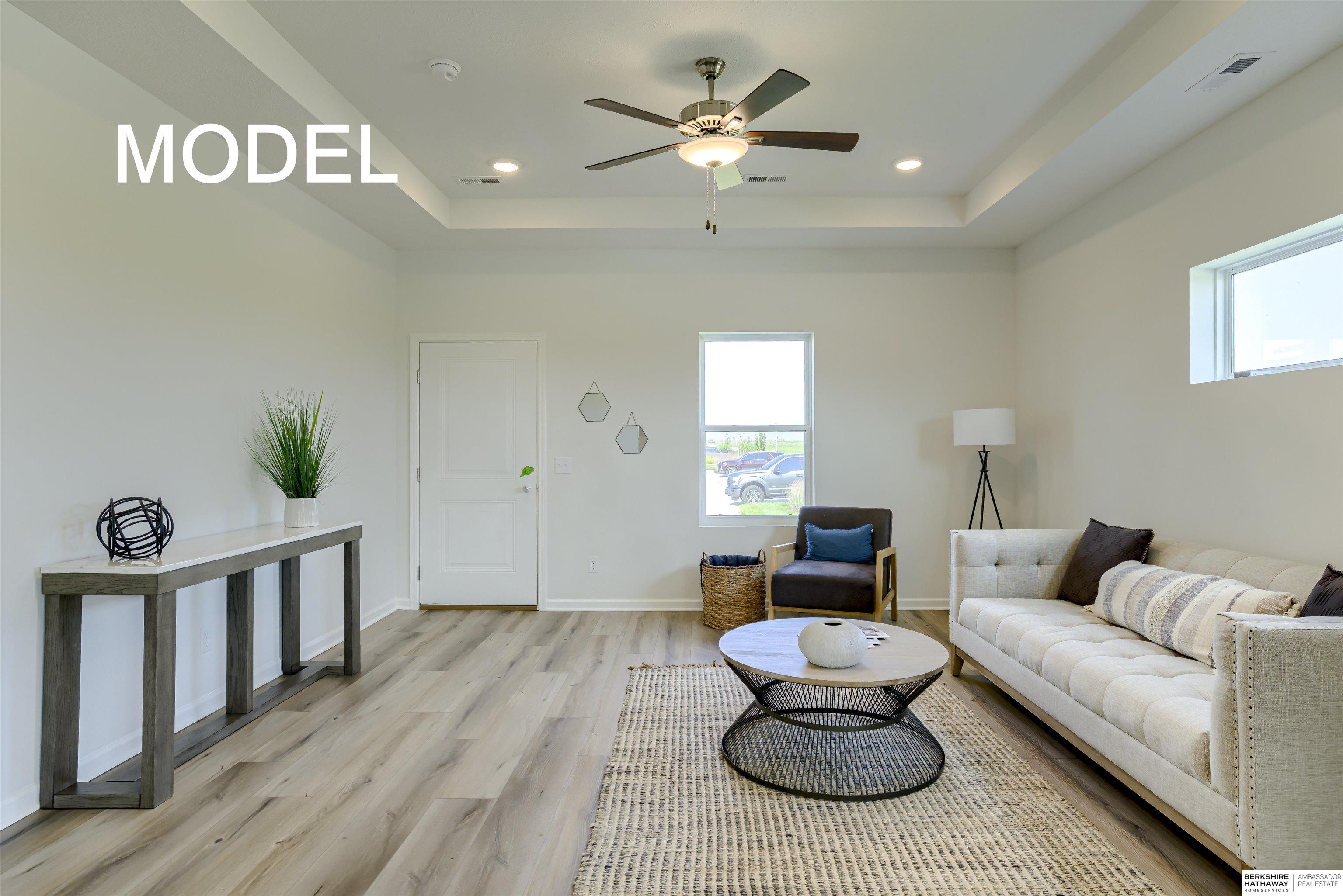 2183 Brandon Lane, Fremont, Nebraska image 3