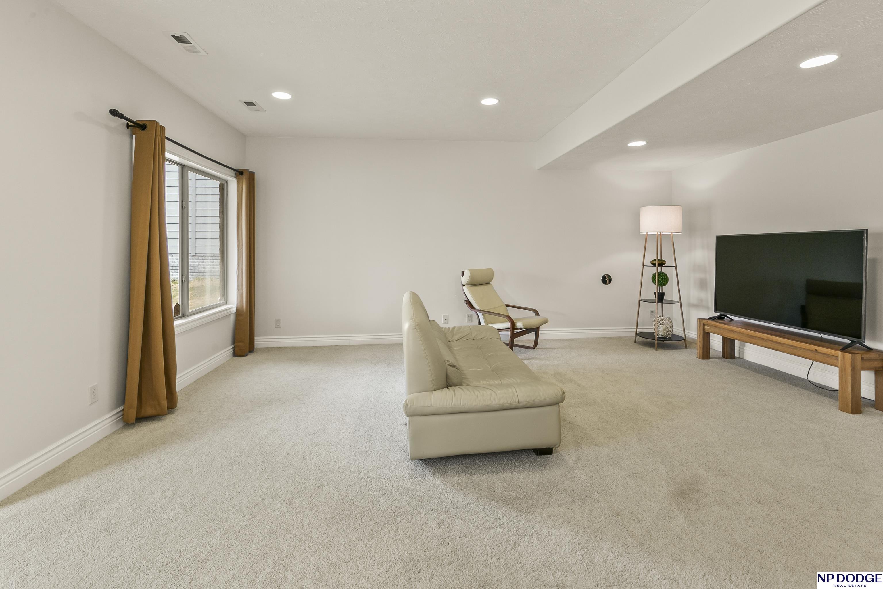 2316 N 179 Street, Omaha, Nebraska image 38