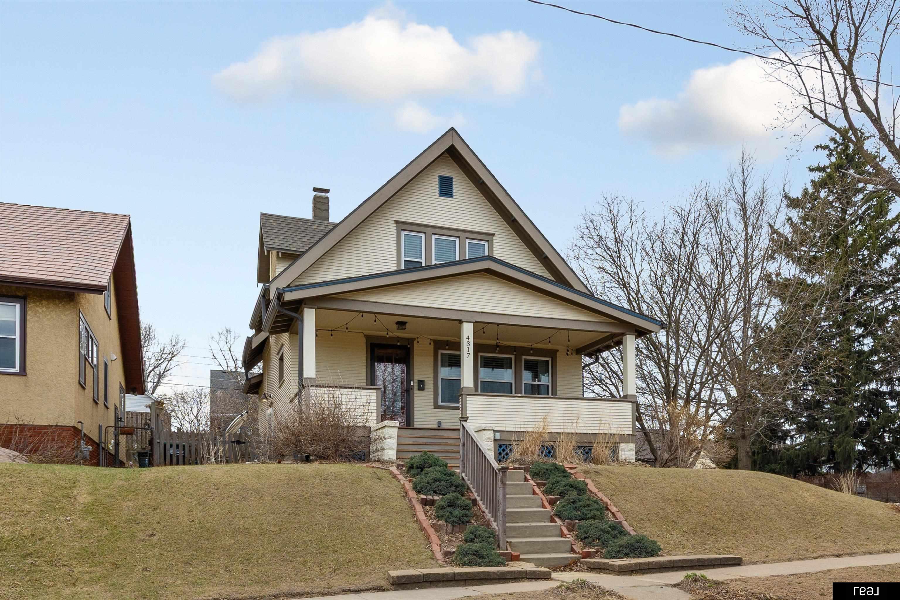 4317 Barker Avenue, Omaha