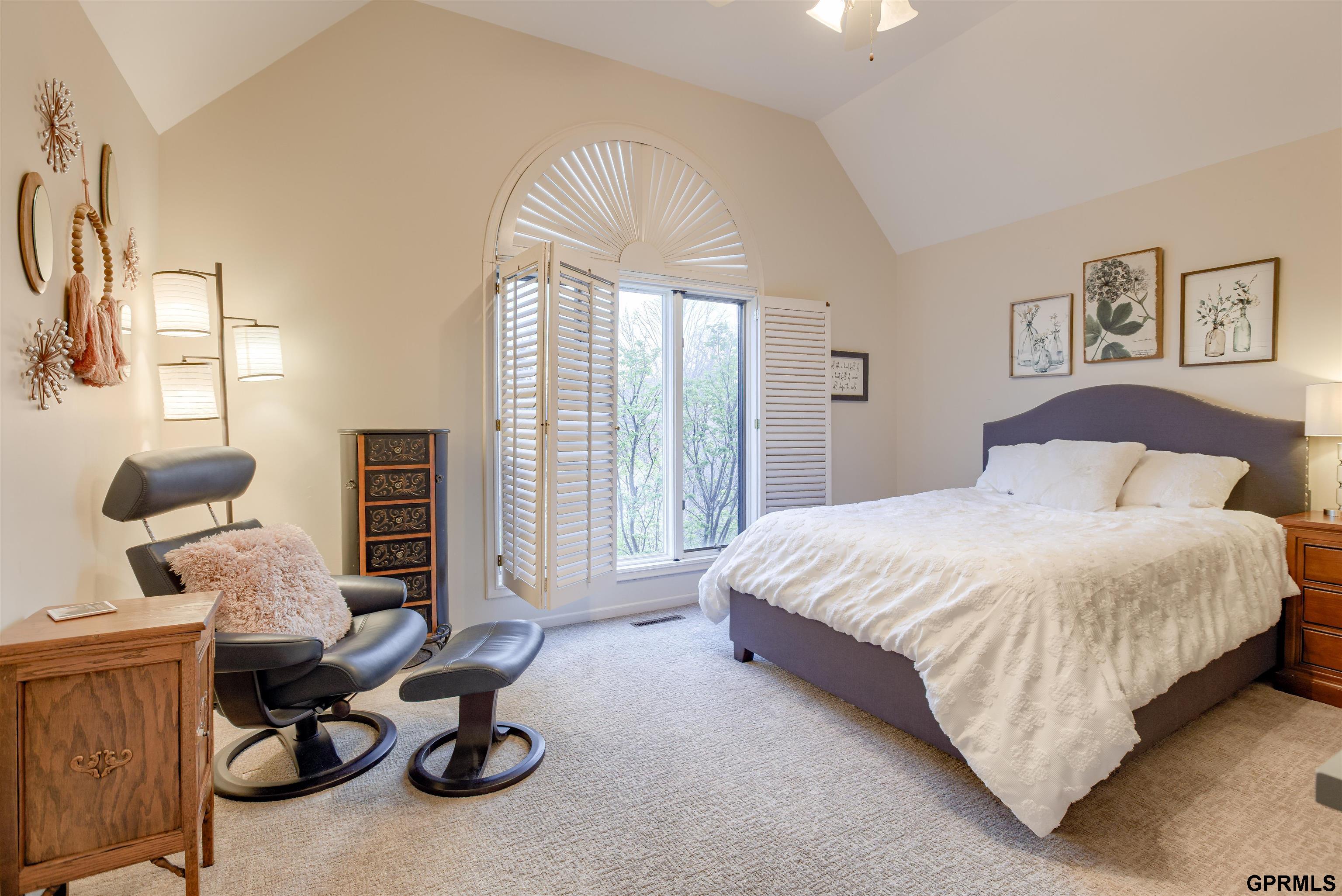 8903 Douglas Court, Omaha, Nebraska image 24