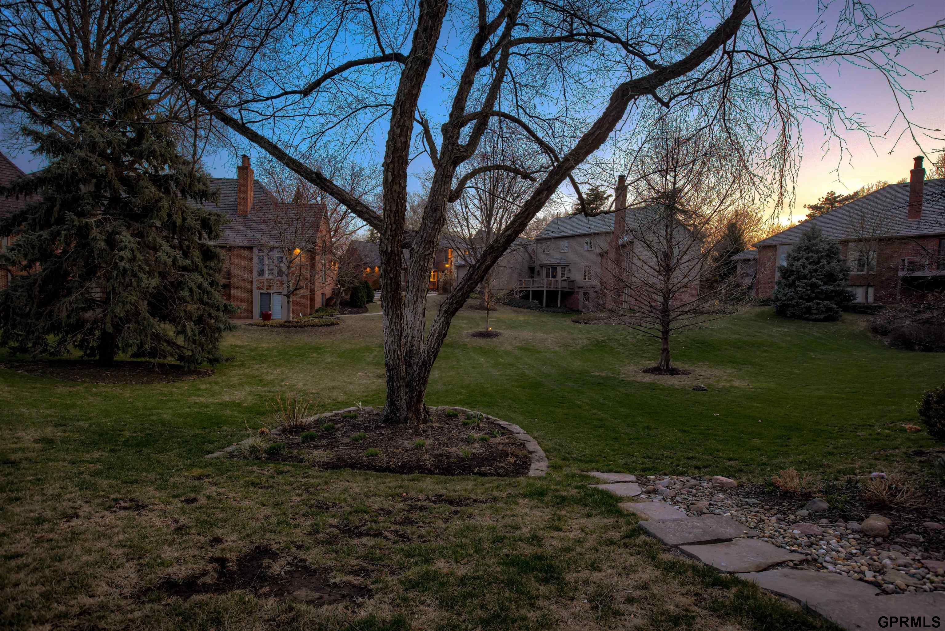 8903 Douglas Court, Omaha, Nebraska image 36