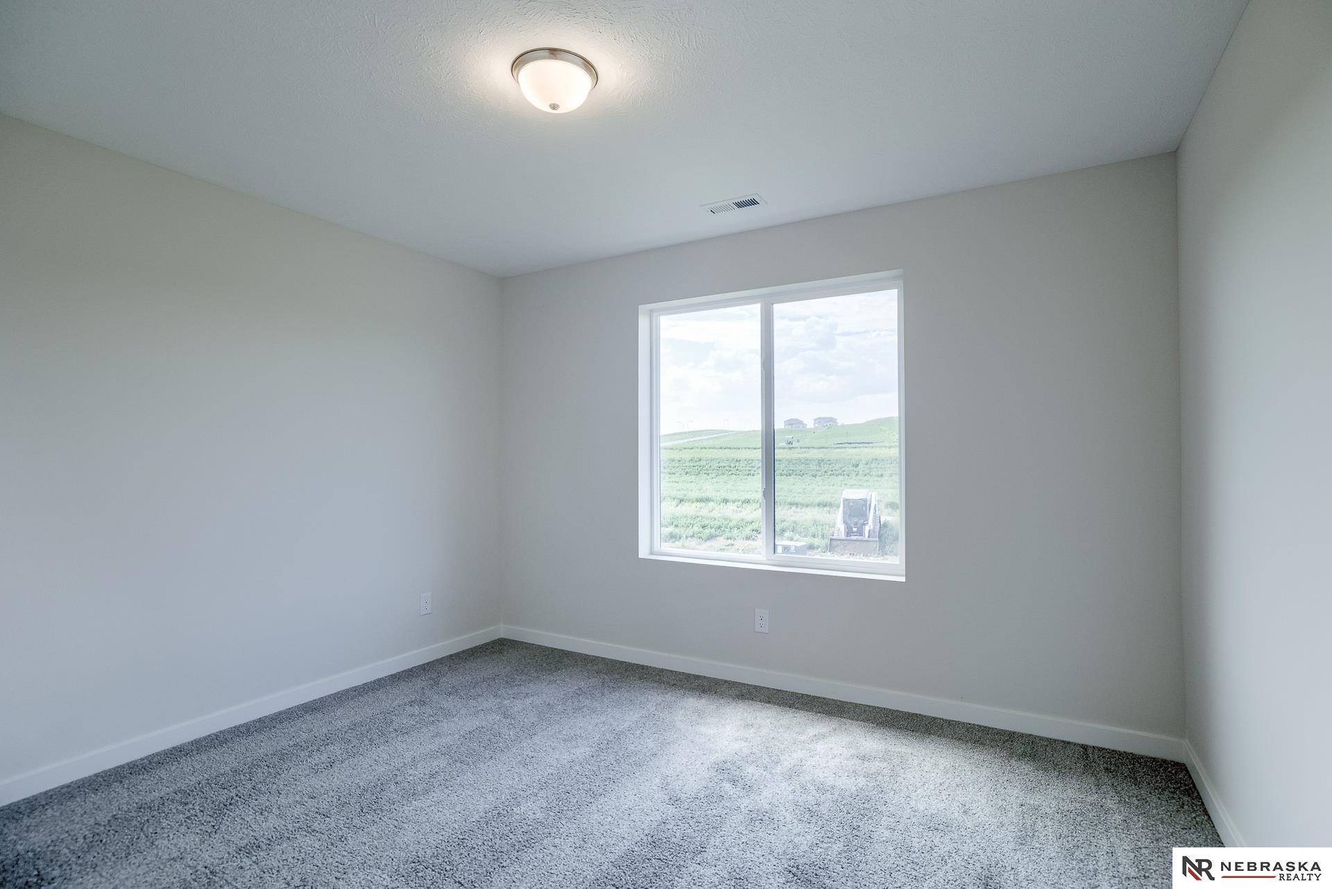 17547 Potter Street, Bennington, Nebraska image 25