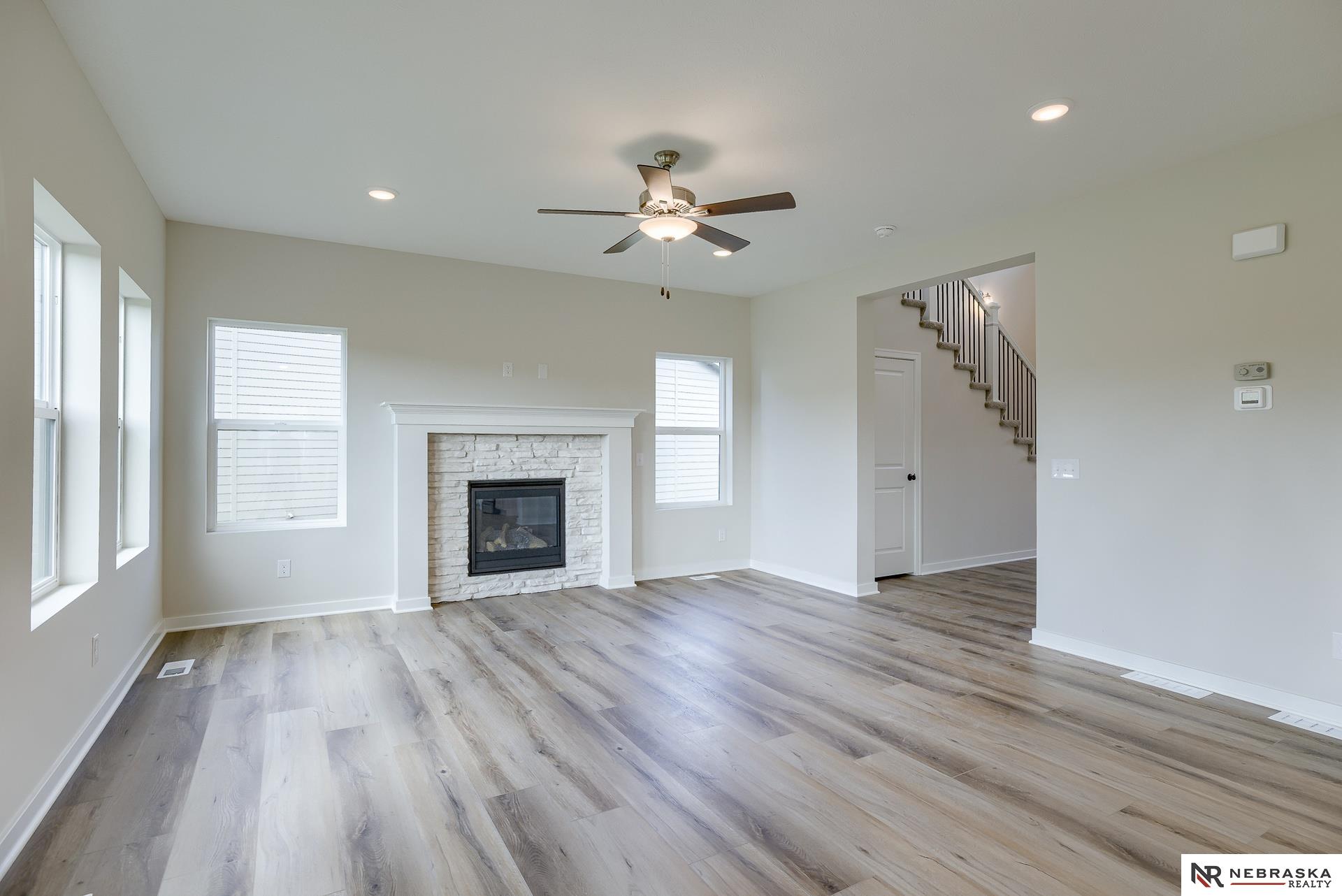 17547 Potter Street, Bennington, Nebraska image 3