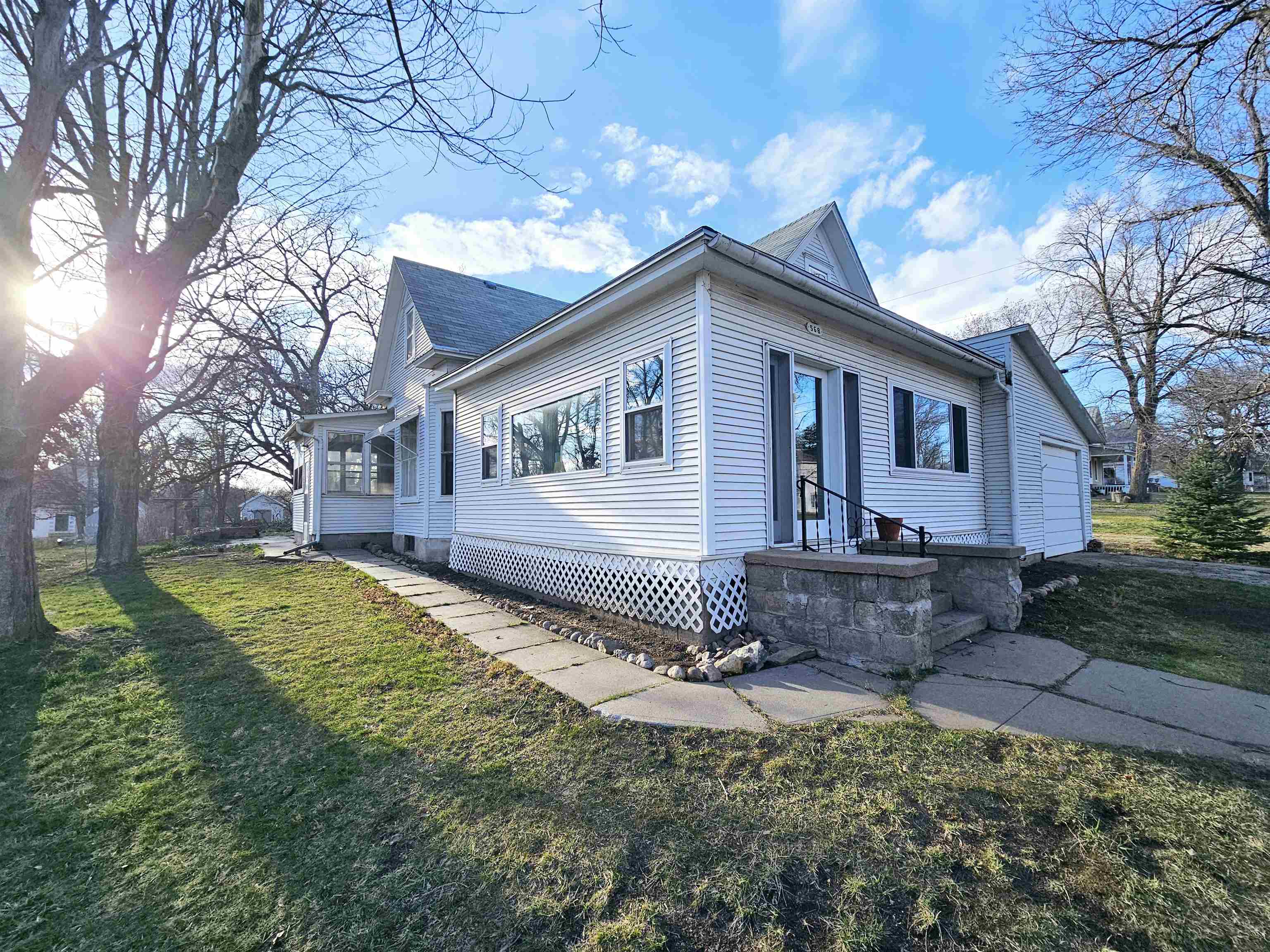 568 S Montgomery Avenue, Nelson, Nebraska image 2