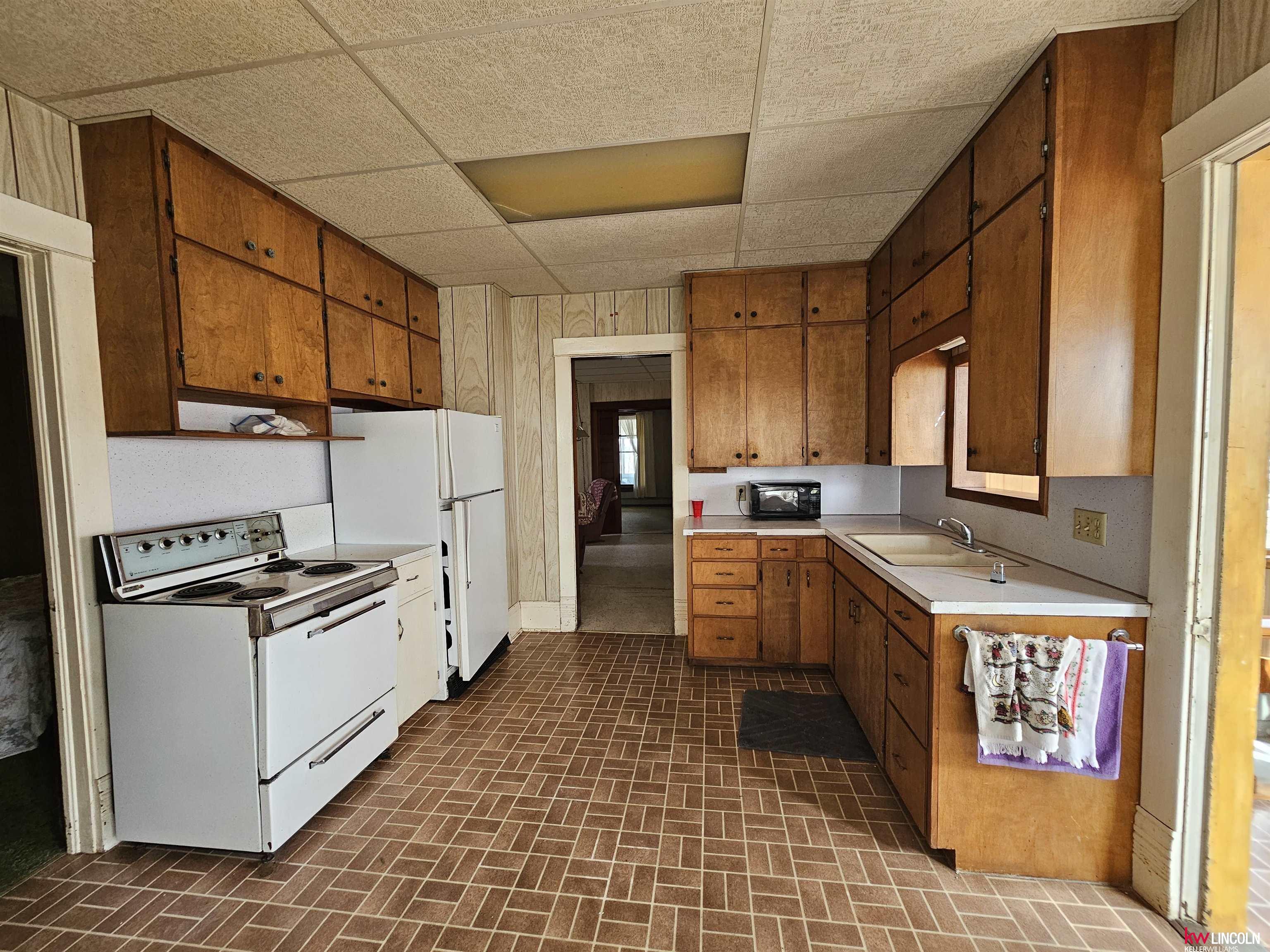 568 S Montgomery Avenue, Nelson, Nebraska image 10