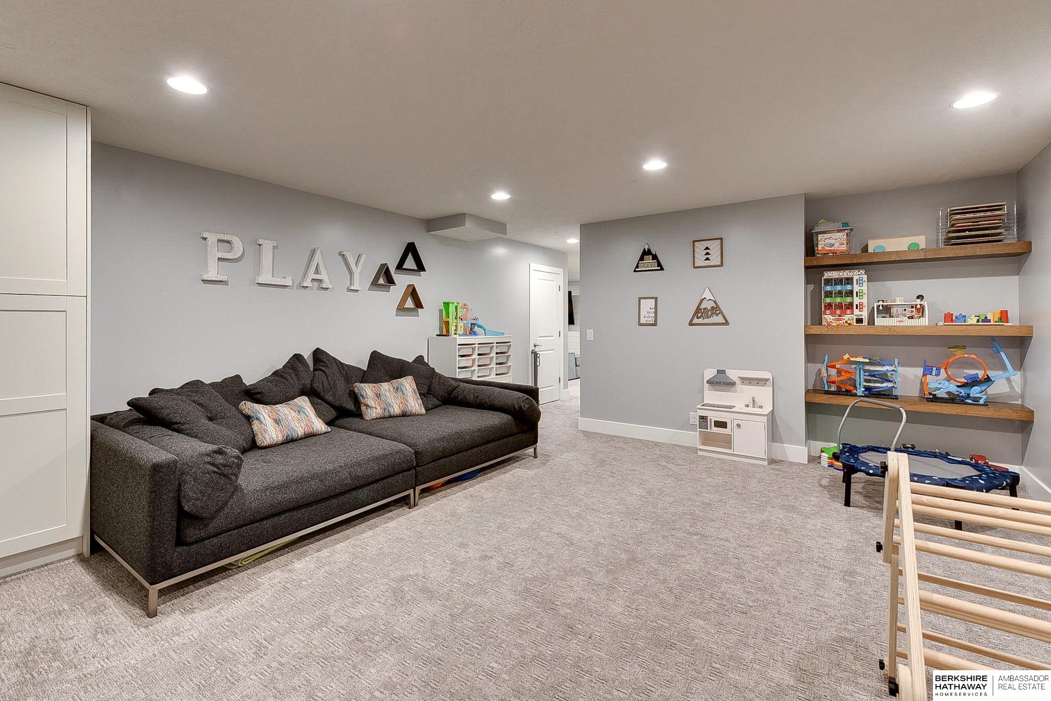 14566 Potter Circle, Bennington, Nebraska image 24