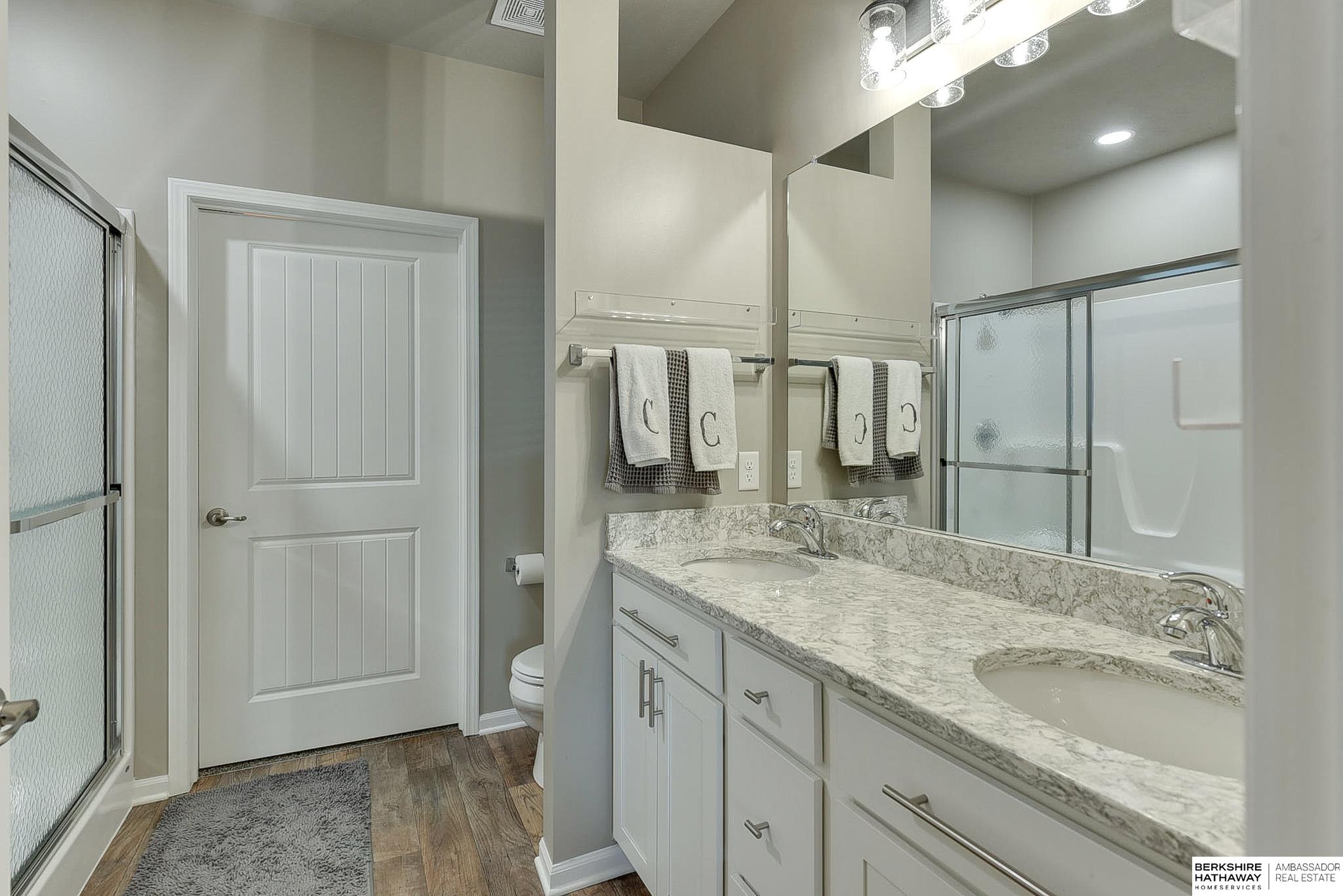 14566 Potter Circle, Bennington, Nebraska image 27