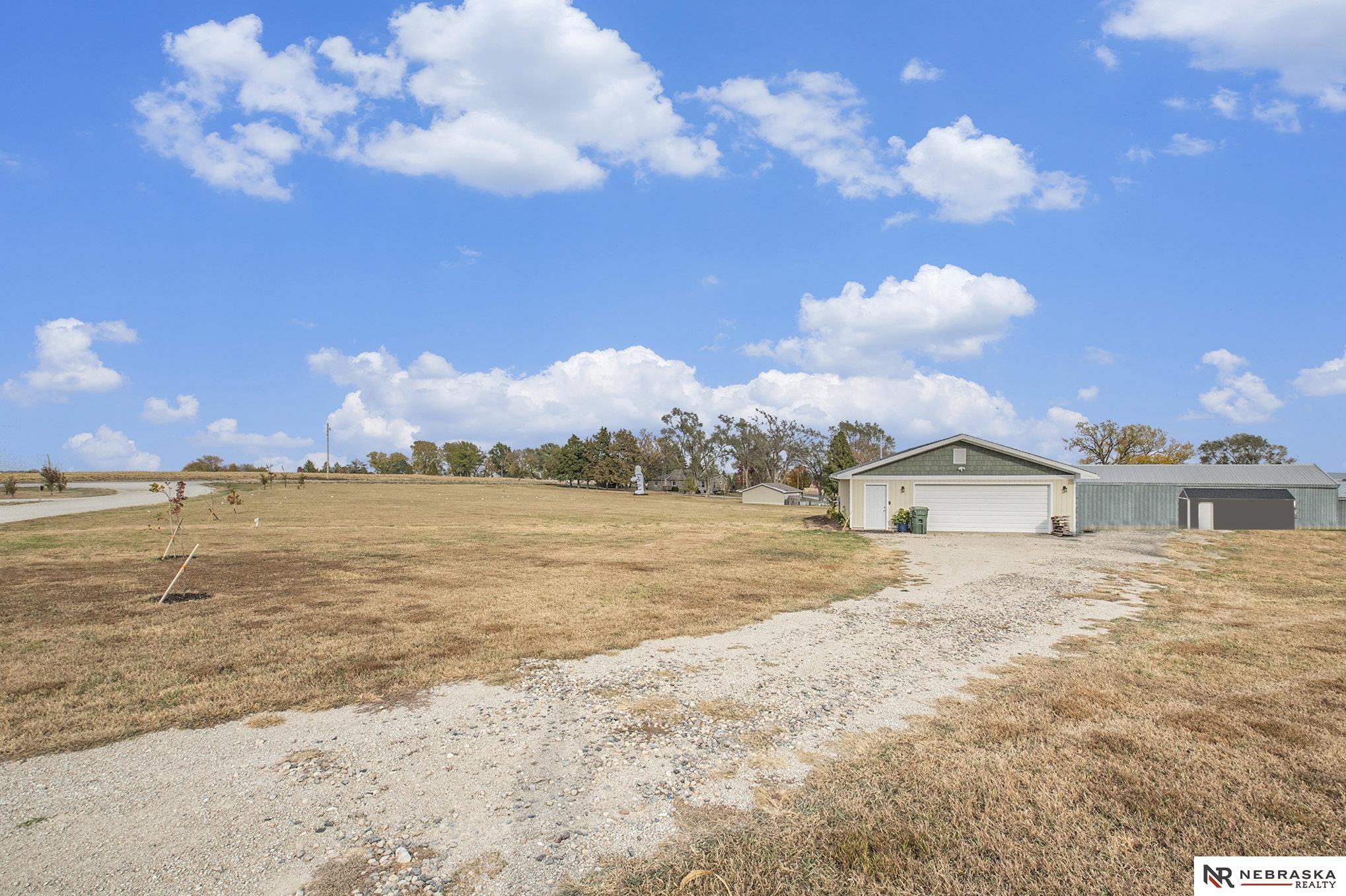 10255 Otter Trail, Plattsmouth, Nebraska image 1