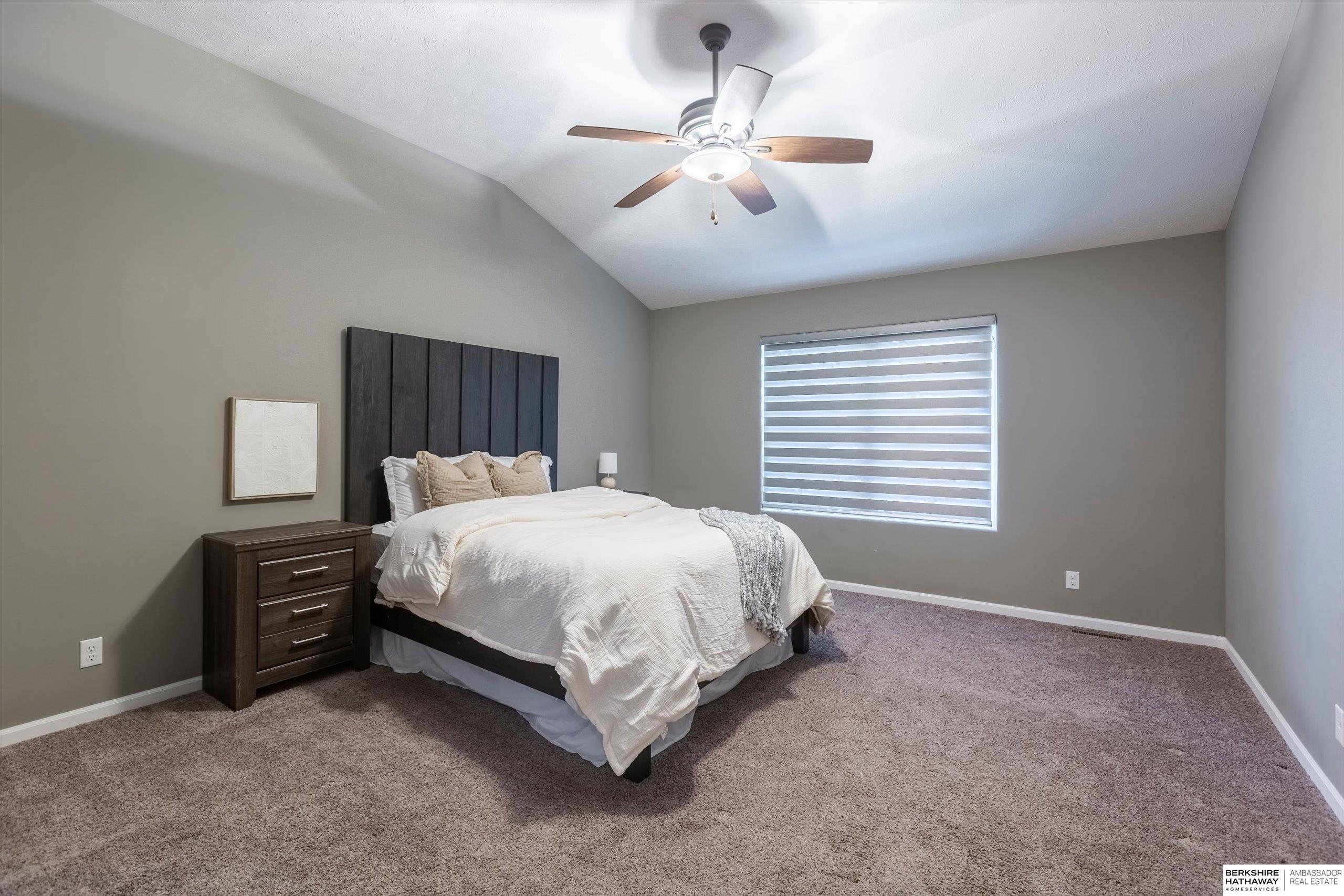 2049 S 199 Street, Omaha, Nebraska image 18