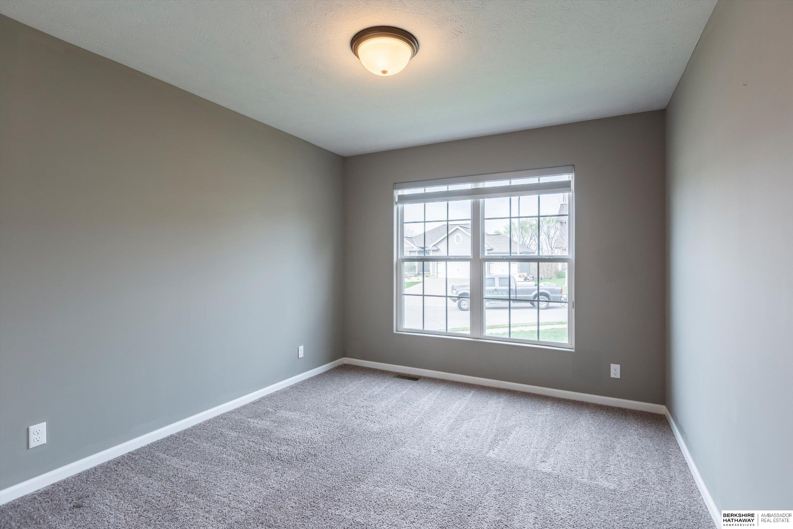 2049 S 199 Street, Omaha, Nebraska image 25
