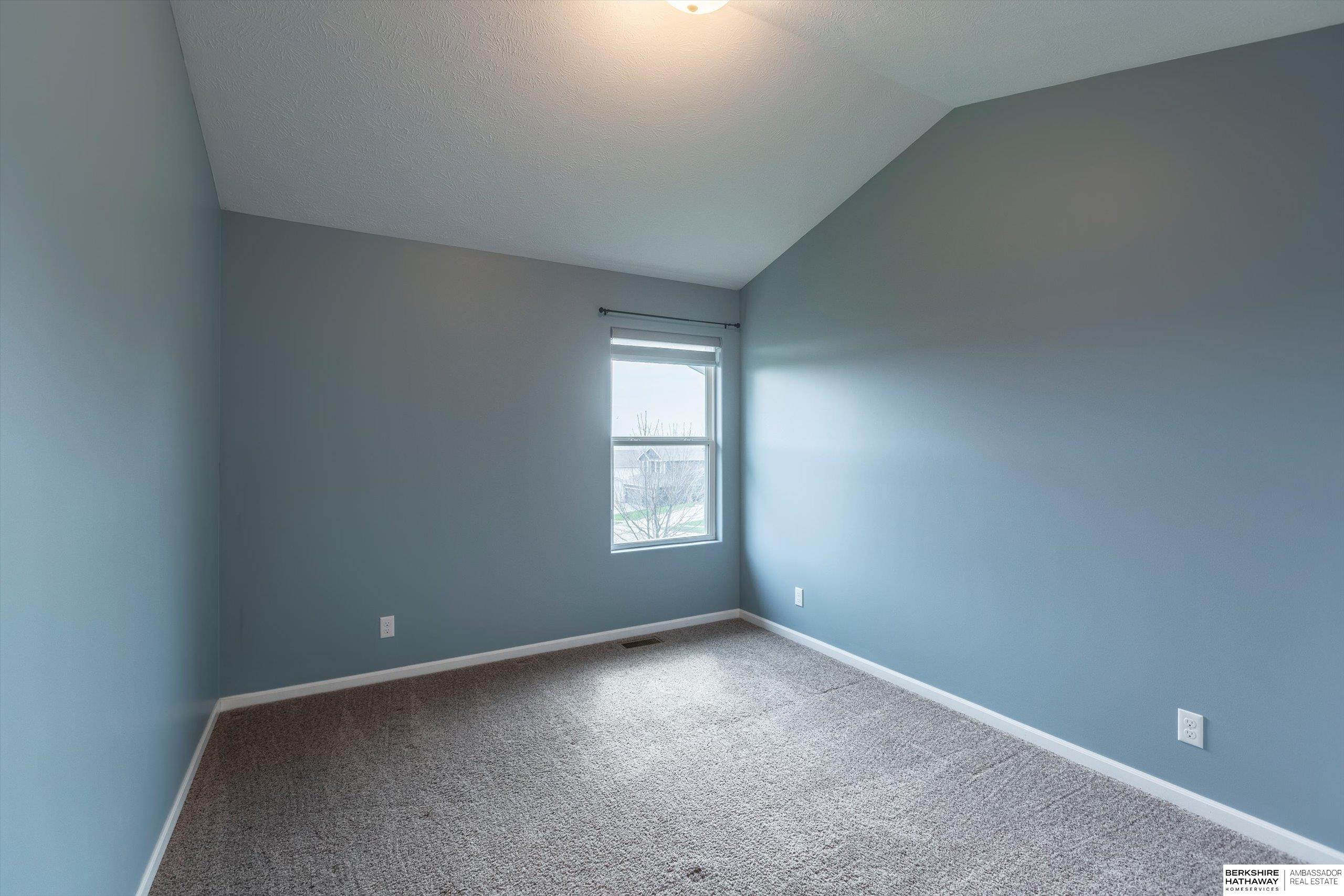 2049 S 199 Street, Omaha, Nebraska image 27