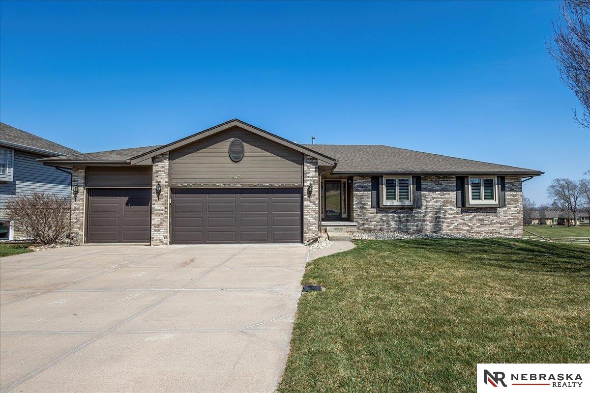 19438 Davy Jones Circle, Plattsmouth, Nebraska image 1