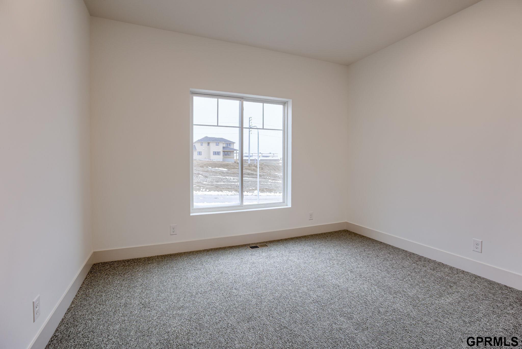 20139 S Street, Omaha, Nebraska image 14