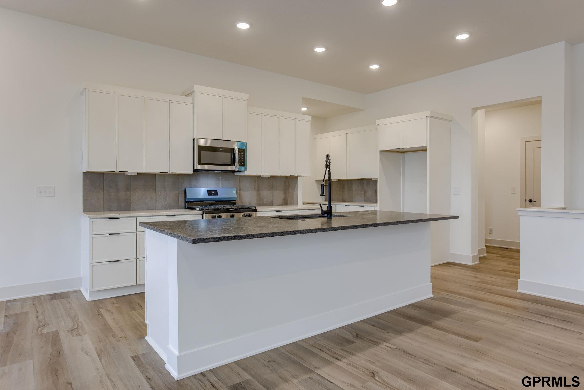 20139 S Street, Omaha, Nebraska image 7