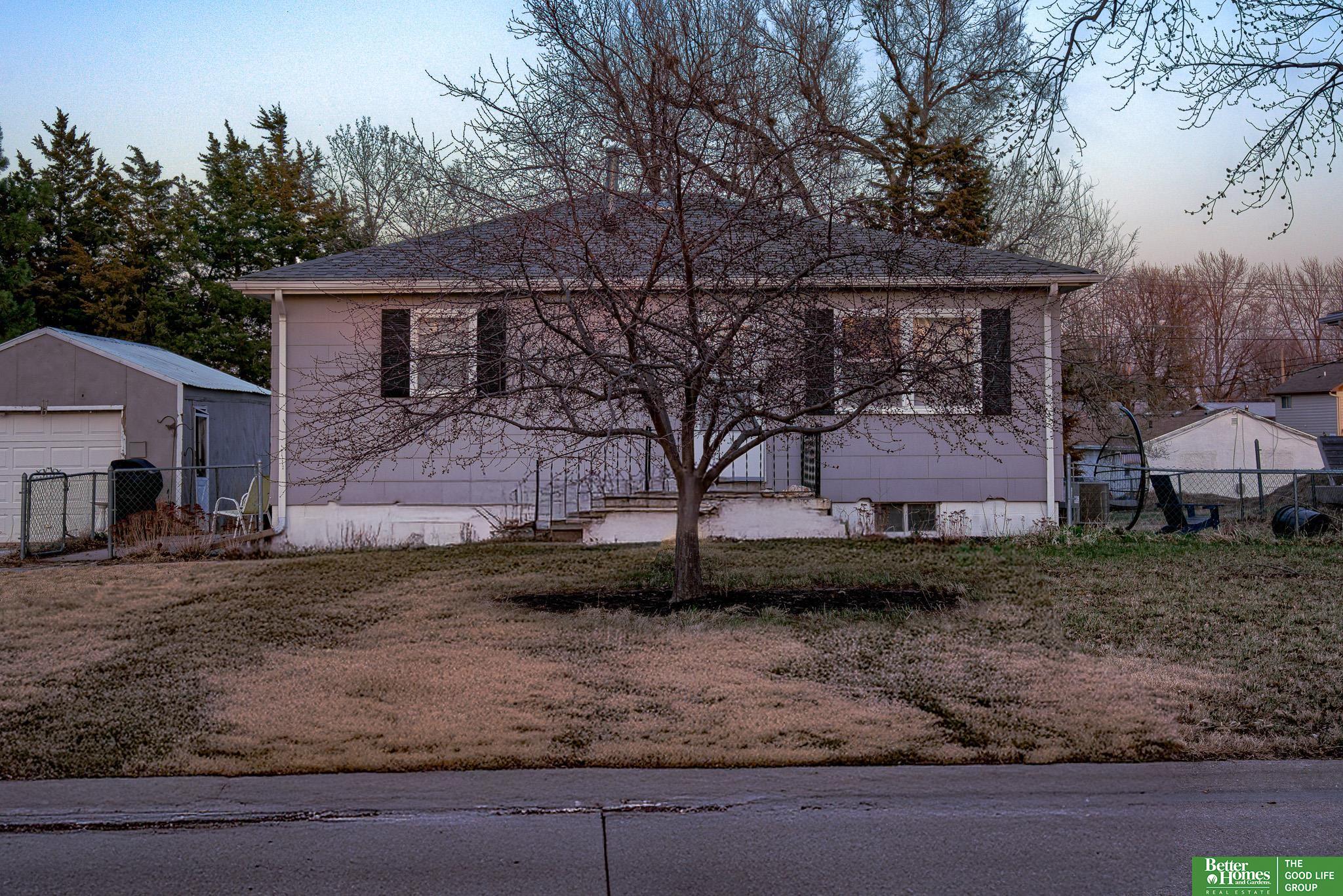 17609 Tucker Street, Bennington, Nebraska image 2