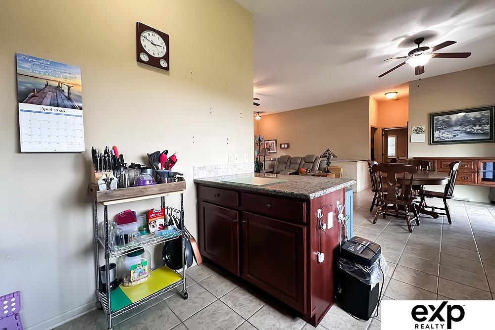 2611 N 189th Street, Elkhorn, Nebraska image 13