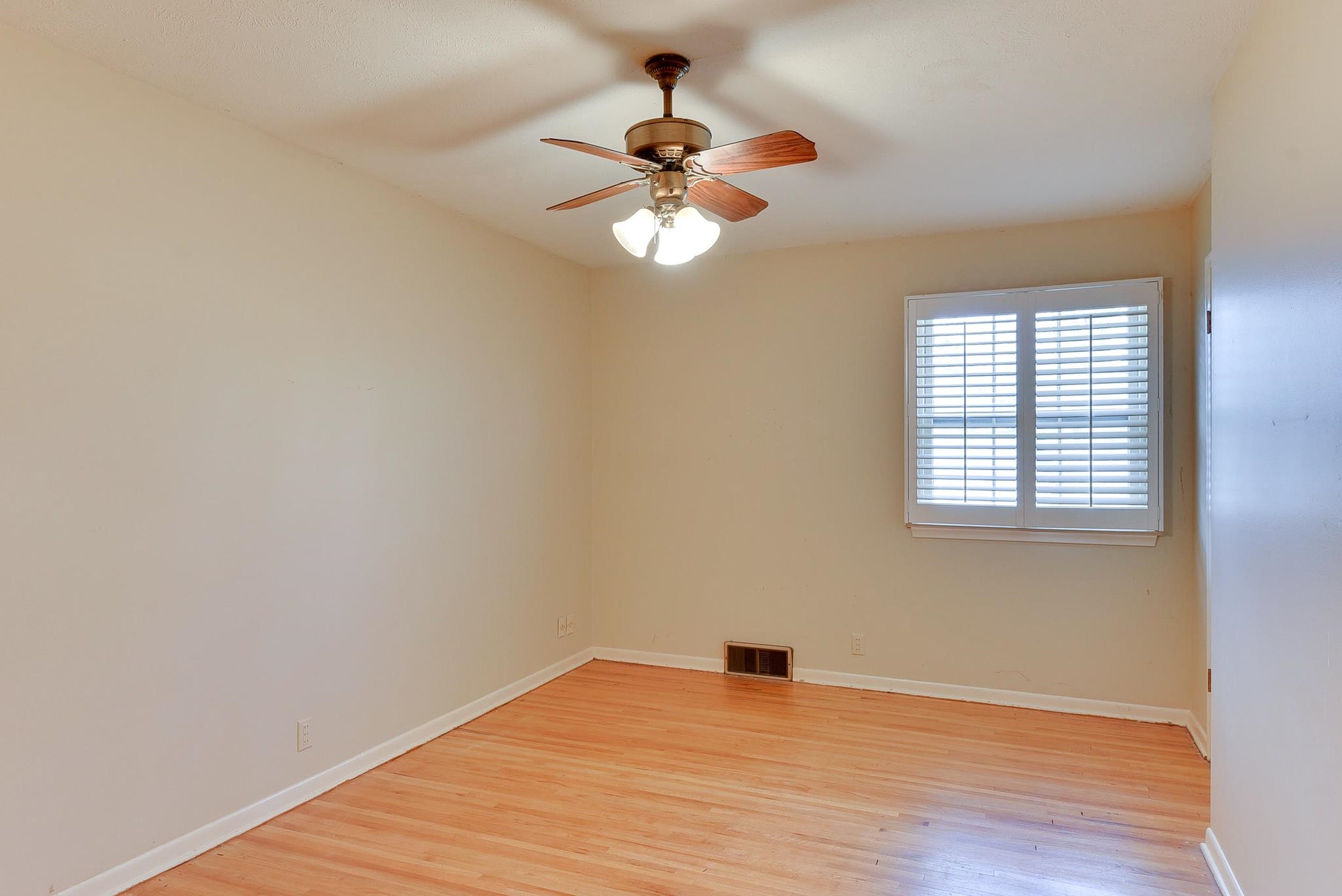 607 Meadow Road, Omaha, Nebraska image 22