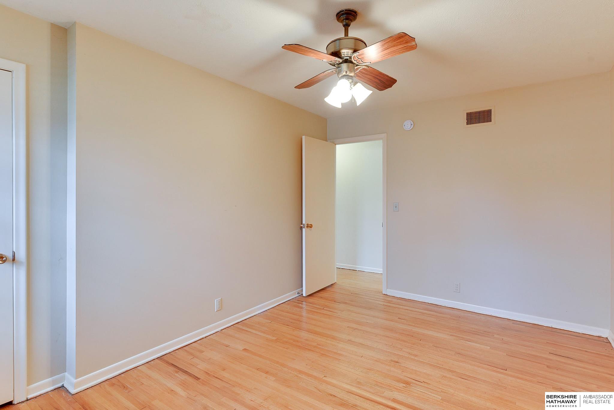 607 Meadow Road, Omaha, Nebraska image 23