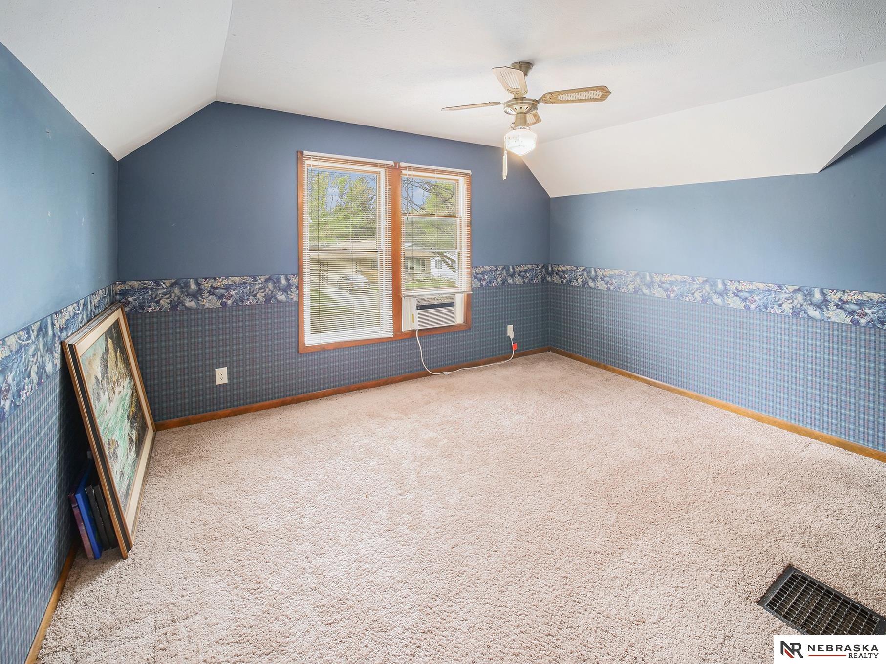 7042 Burlington Avenue, Lincoln, Nebraska image 11