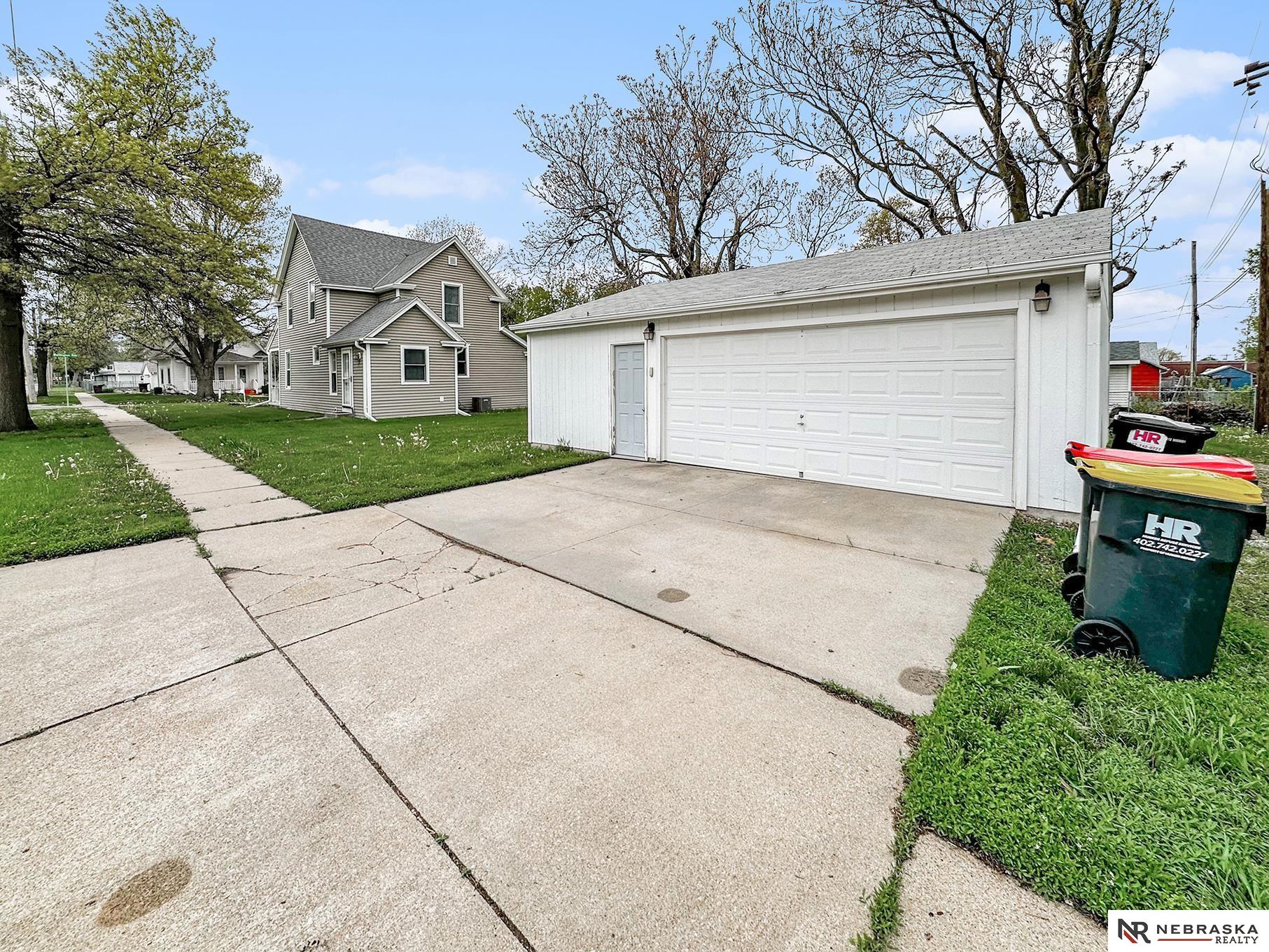 7042 Burlington Avenue, Lincoln, Nebraska image 17