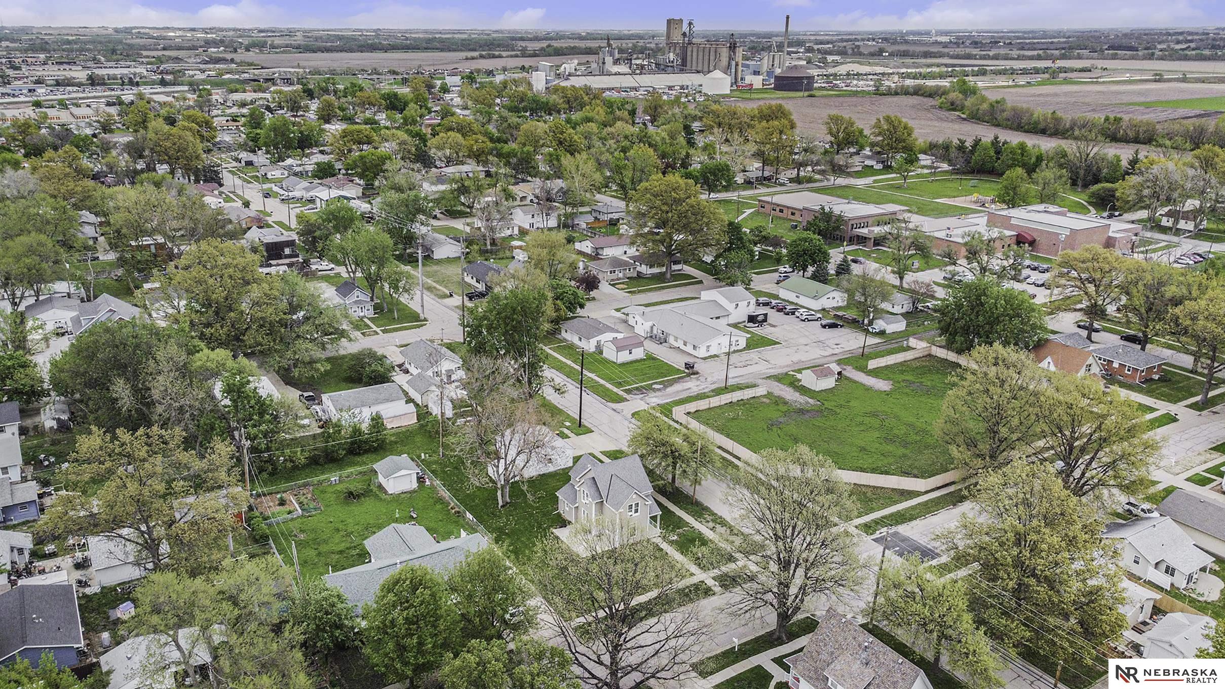 7042 Burlington Avenue, Lincoln, Nebraska image 22