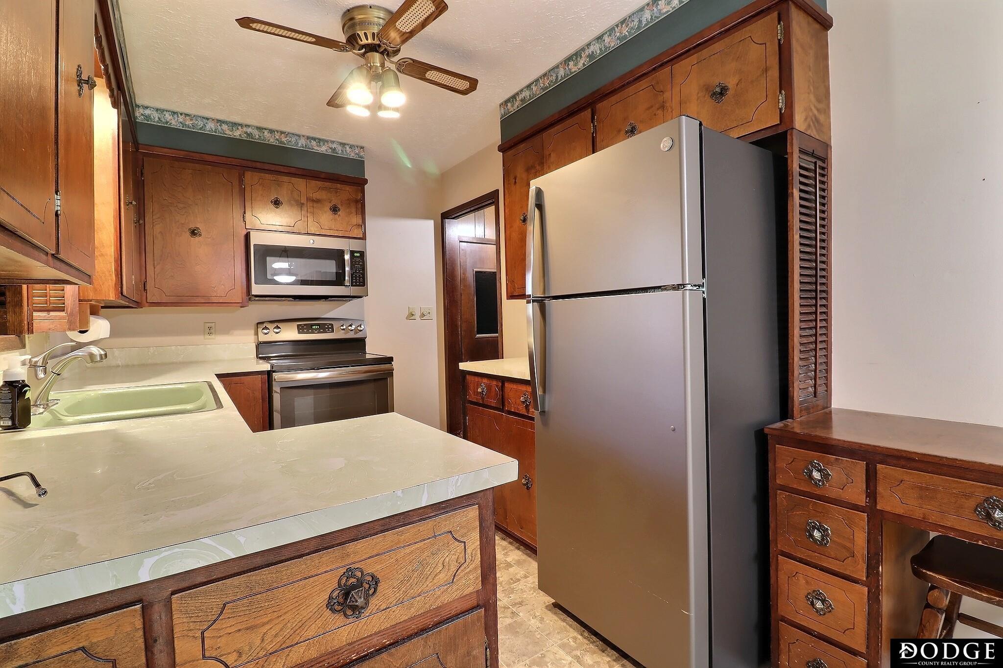 2811 Douglas Drive, Fremont, Nebraska image 11