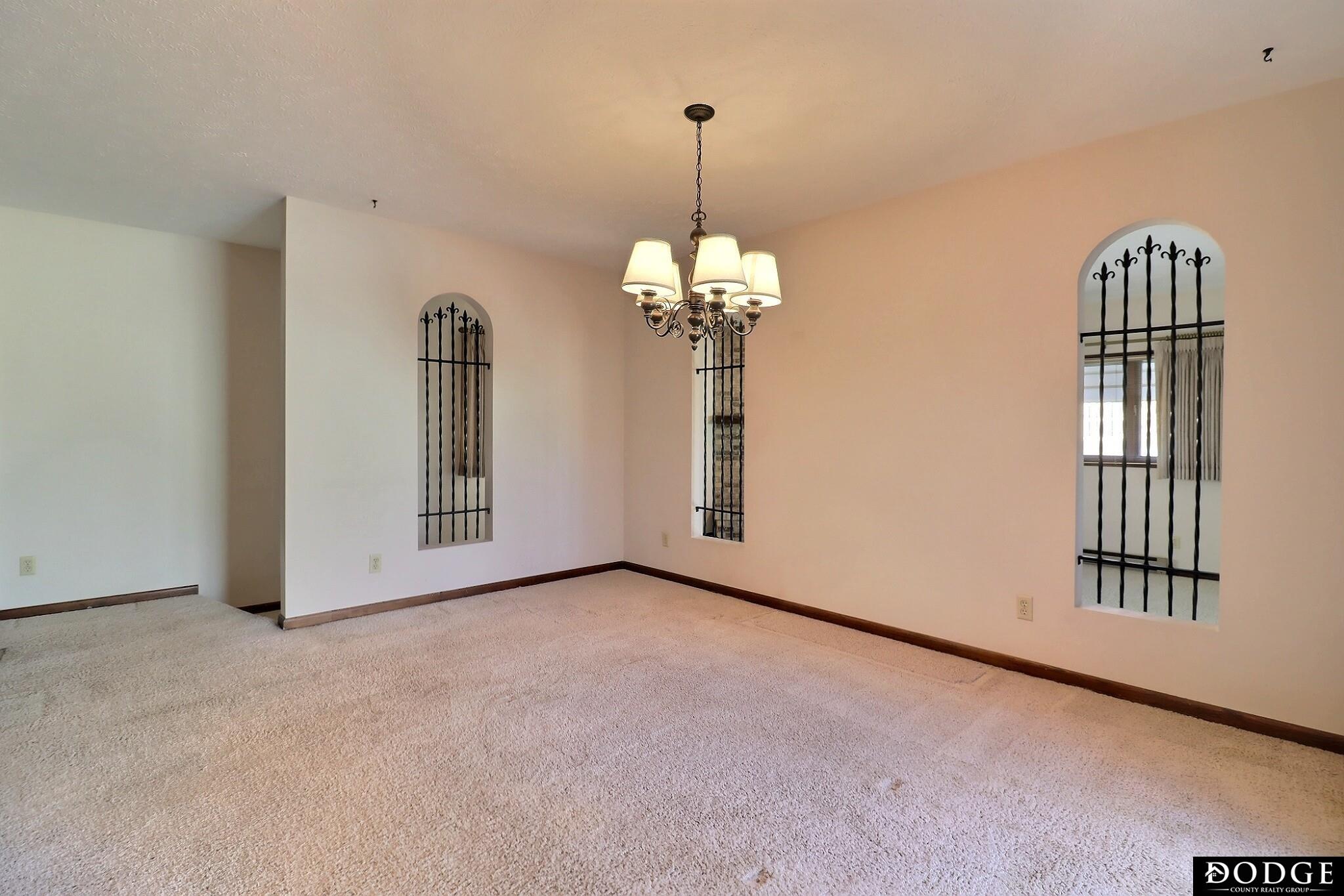 2811 Douglas Drive, Fremont, Nebraska image 21