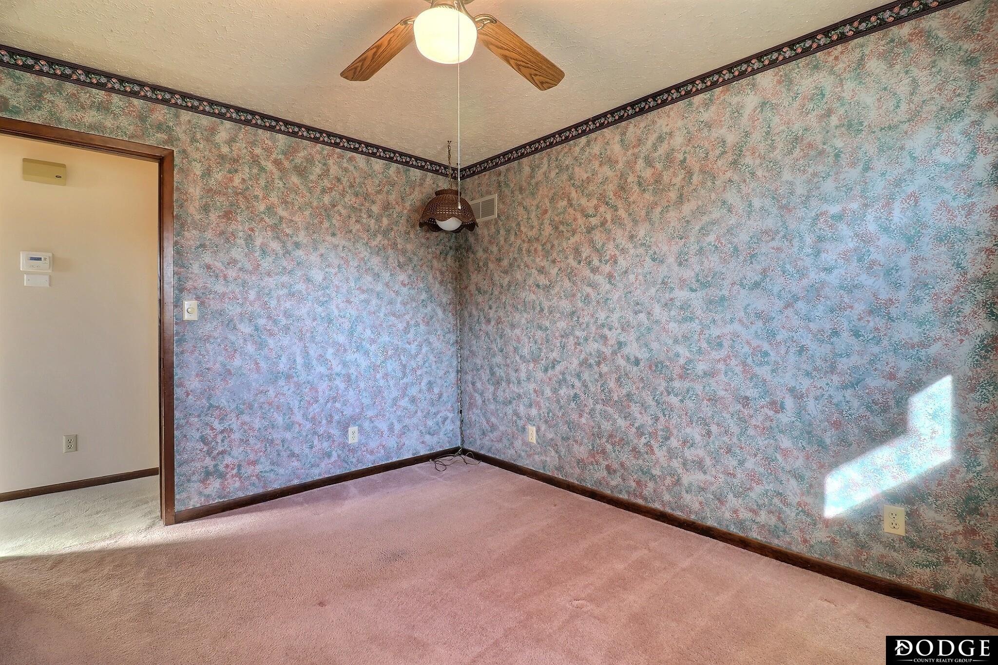 2811 Douglas Drive, Fremont, Nebraska image 24