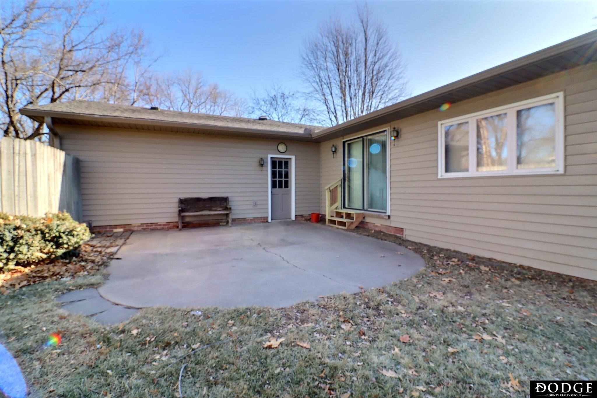2811 Douglas Drive, Fremont, Nebraska image 4
