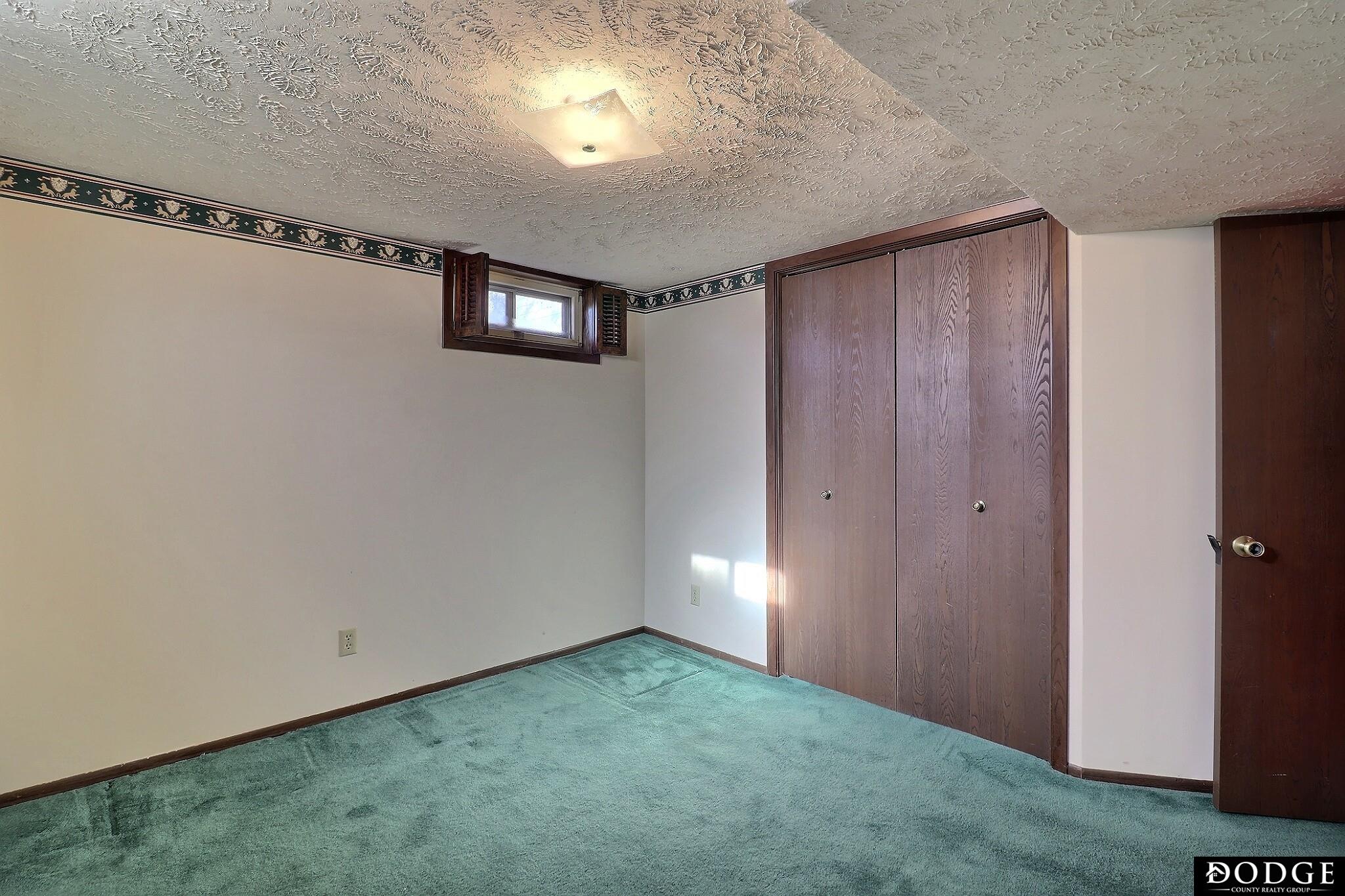 2811 Douglas Drive, Fremont, Nebraska image 38