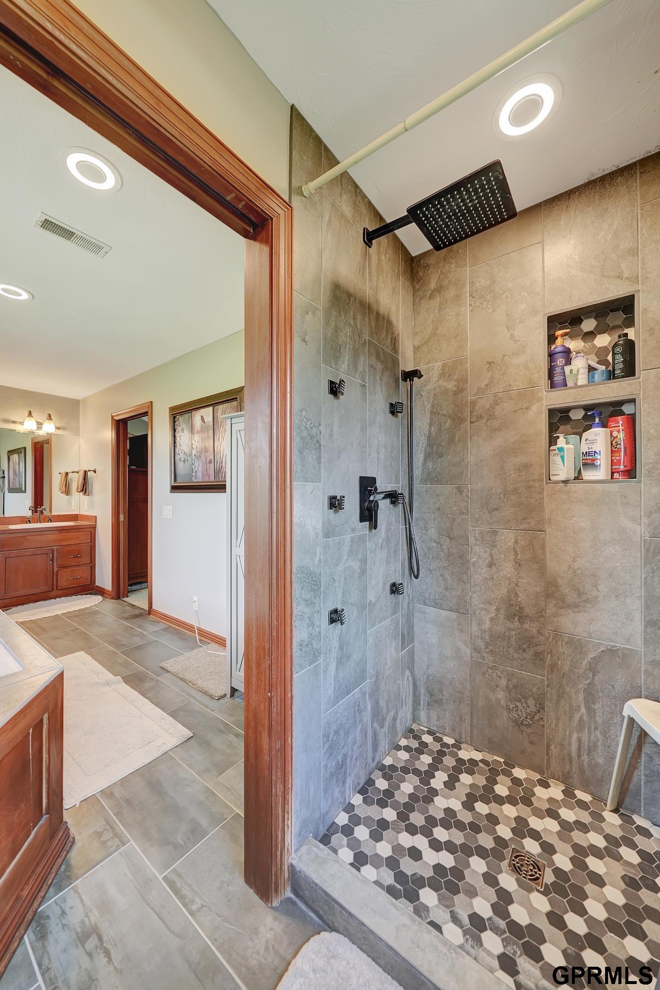 1430 Westfork Drive, Raymond, Nebraska image 46
