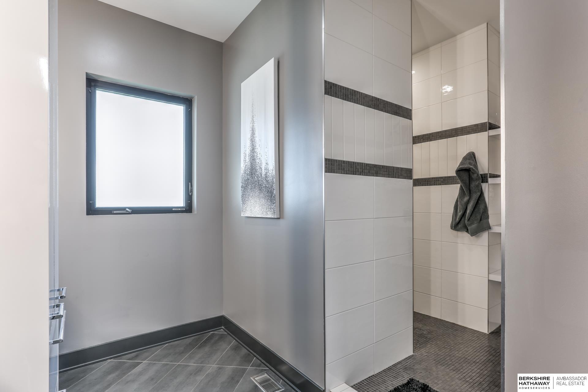 25025 Farnam Circle, Waterloo, Nebraska image 48