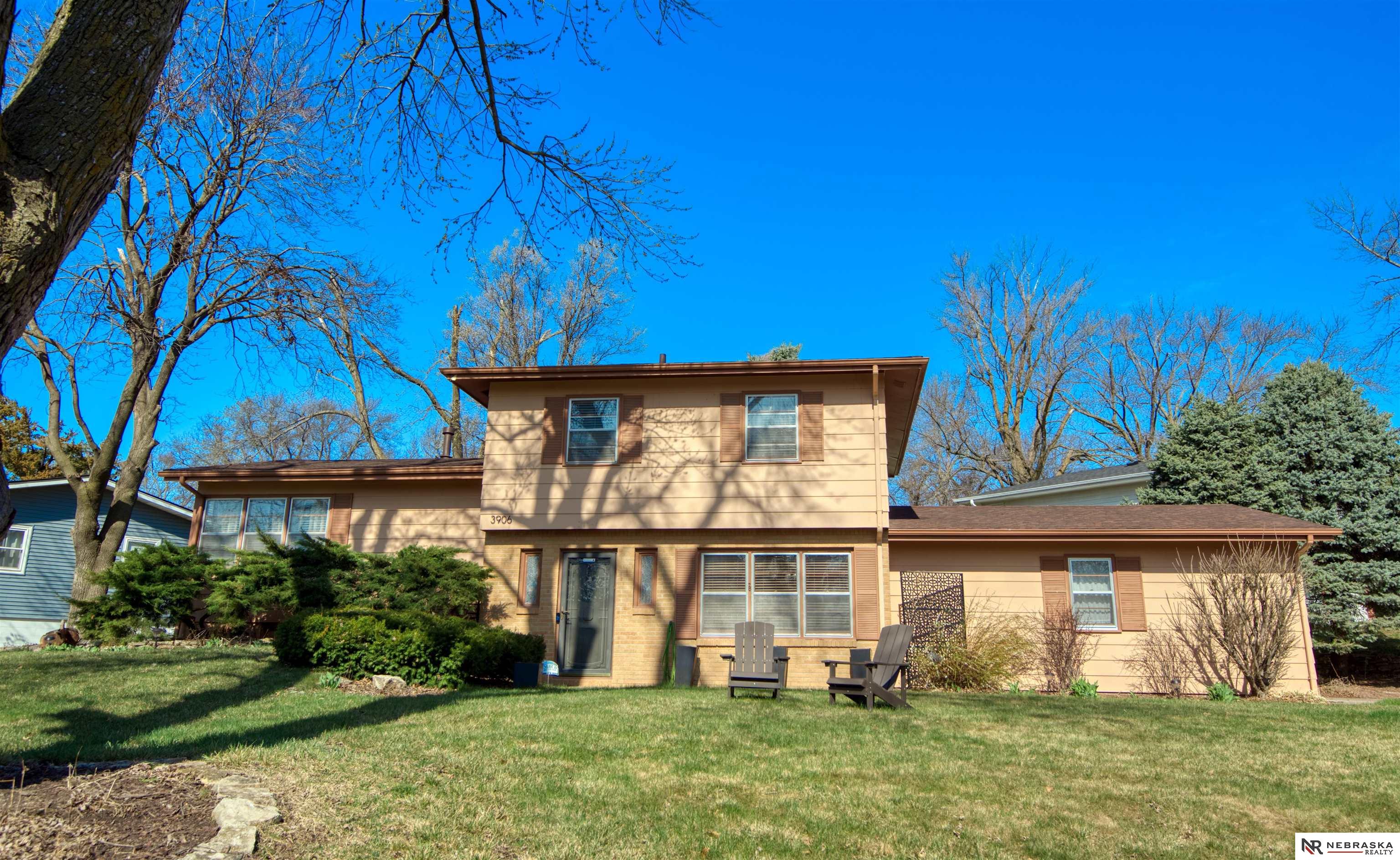 3906 N 97th Street, Omaha, Nebraska image 2