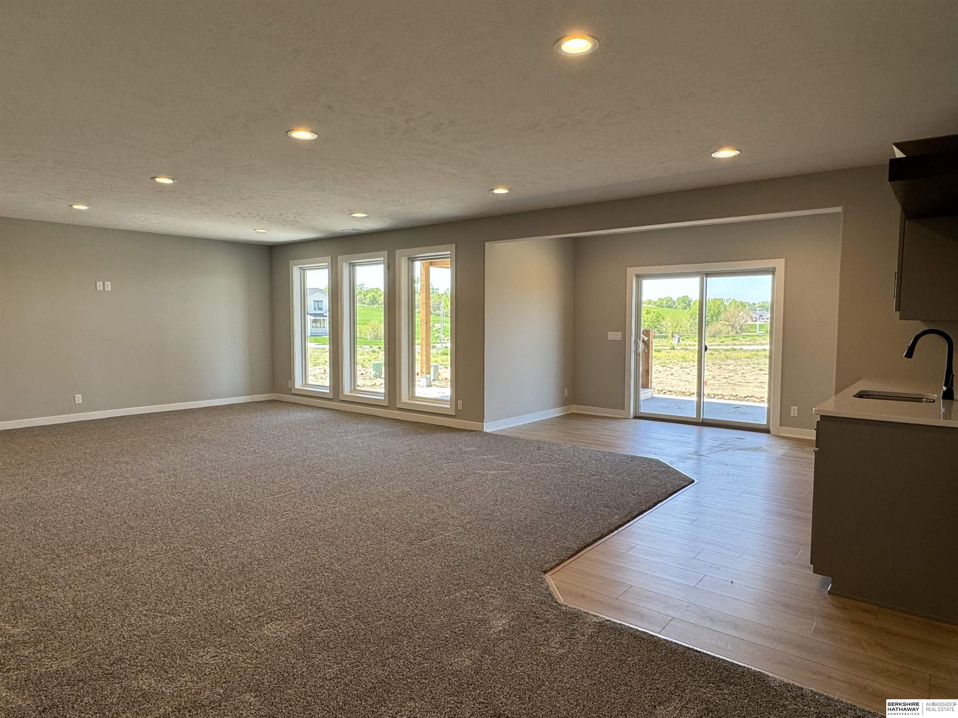 11256 S 219th Street, Gretna, Nebraska image 25