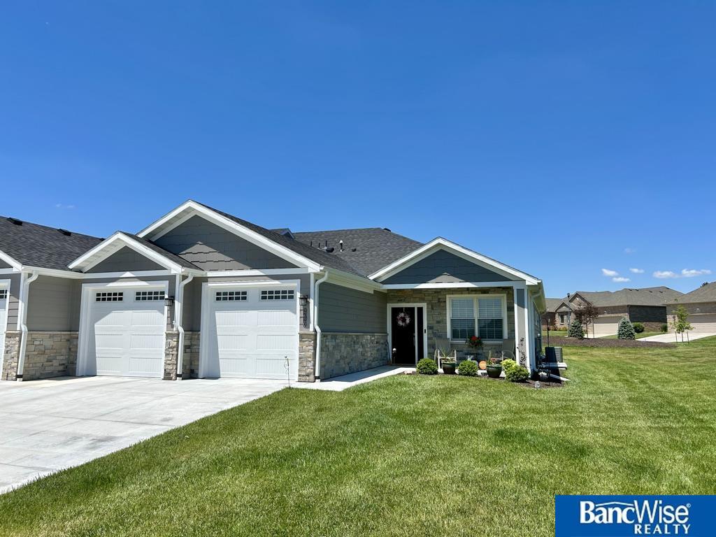 1070 Titan Drive, Hickman, Nebraska image 1