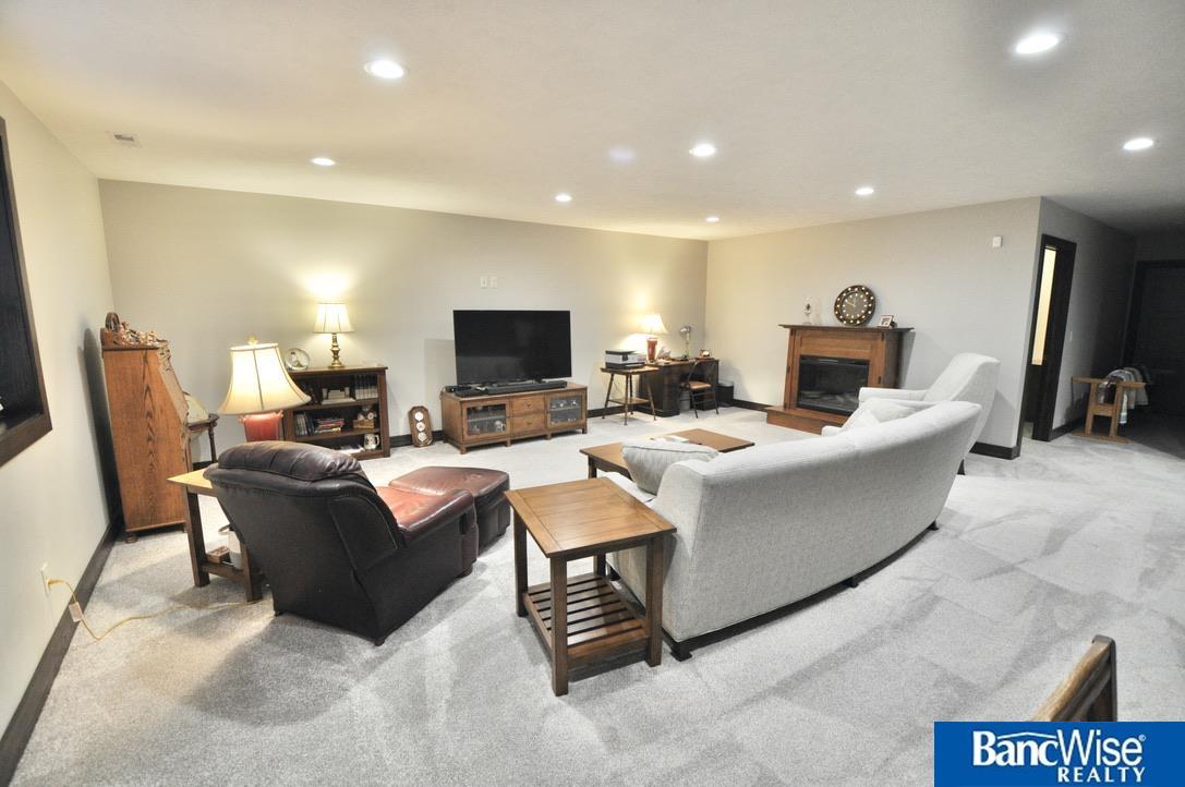 1070 Titan Drive, Hickman, Nebraska image 43