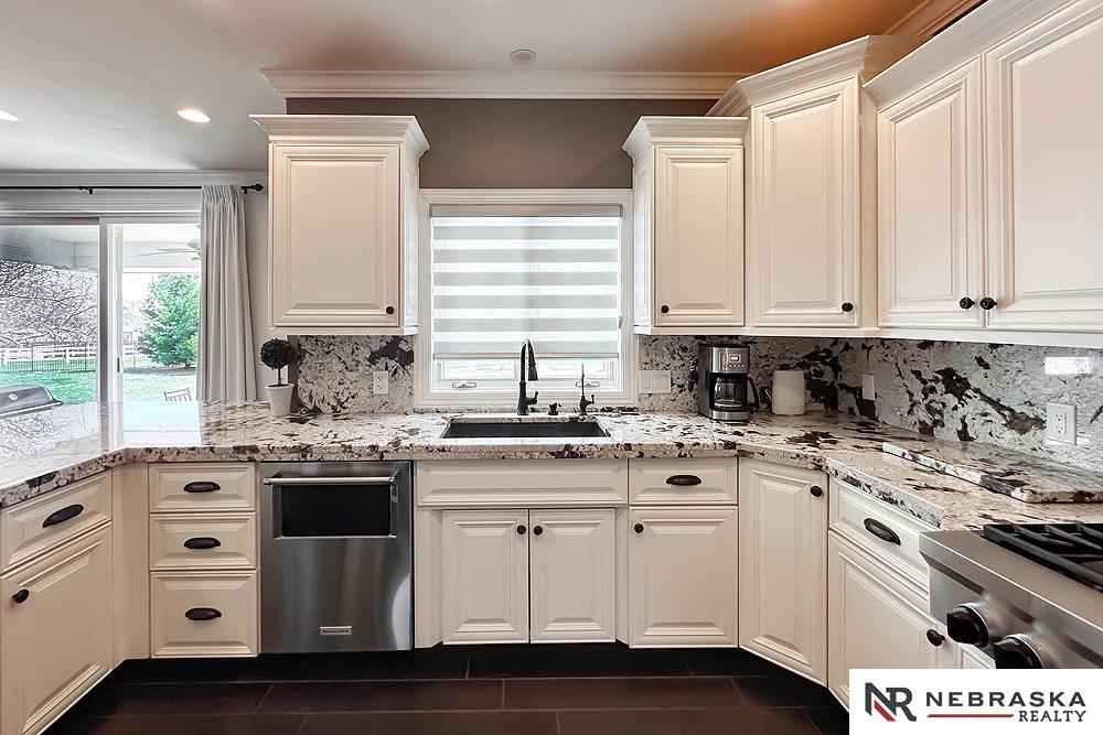 721 S 210 Circle, Omaha, Nebraska image 23