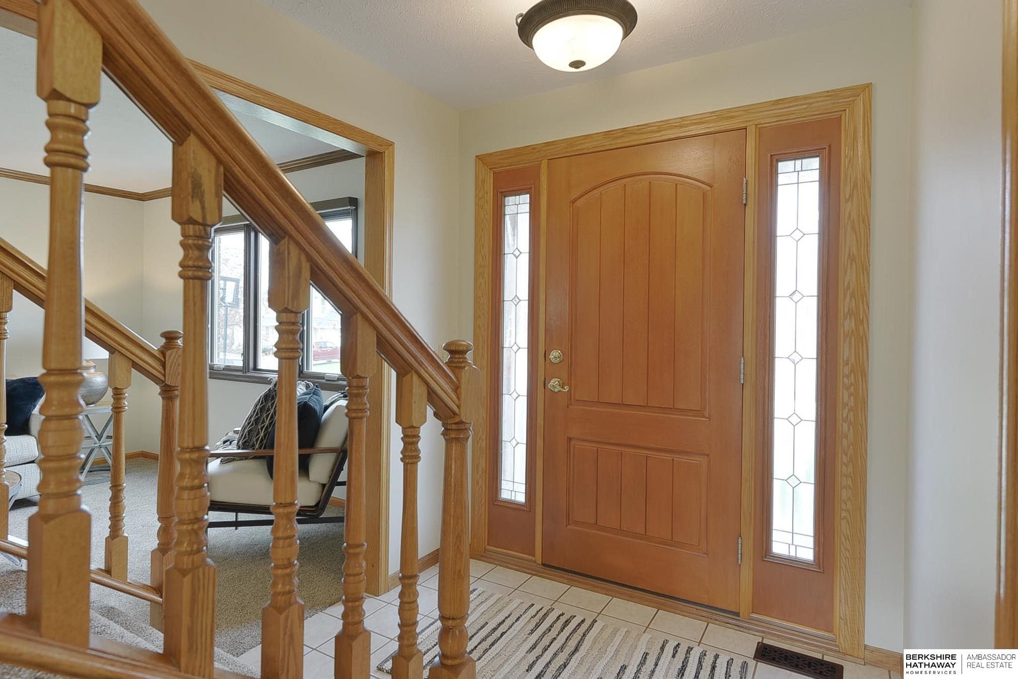 6319 N 106th Street, Omaha, Nebraska image 2
