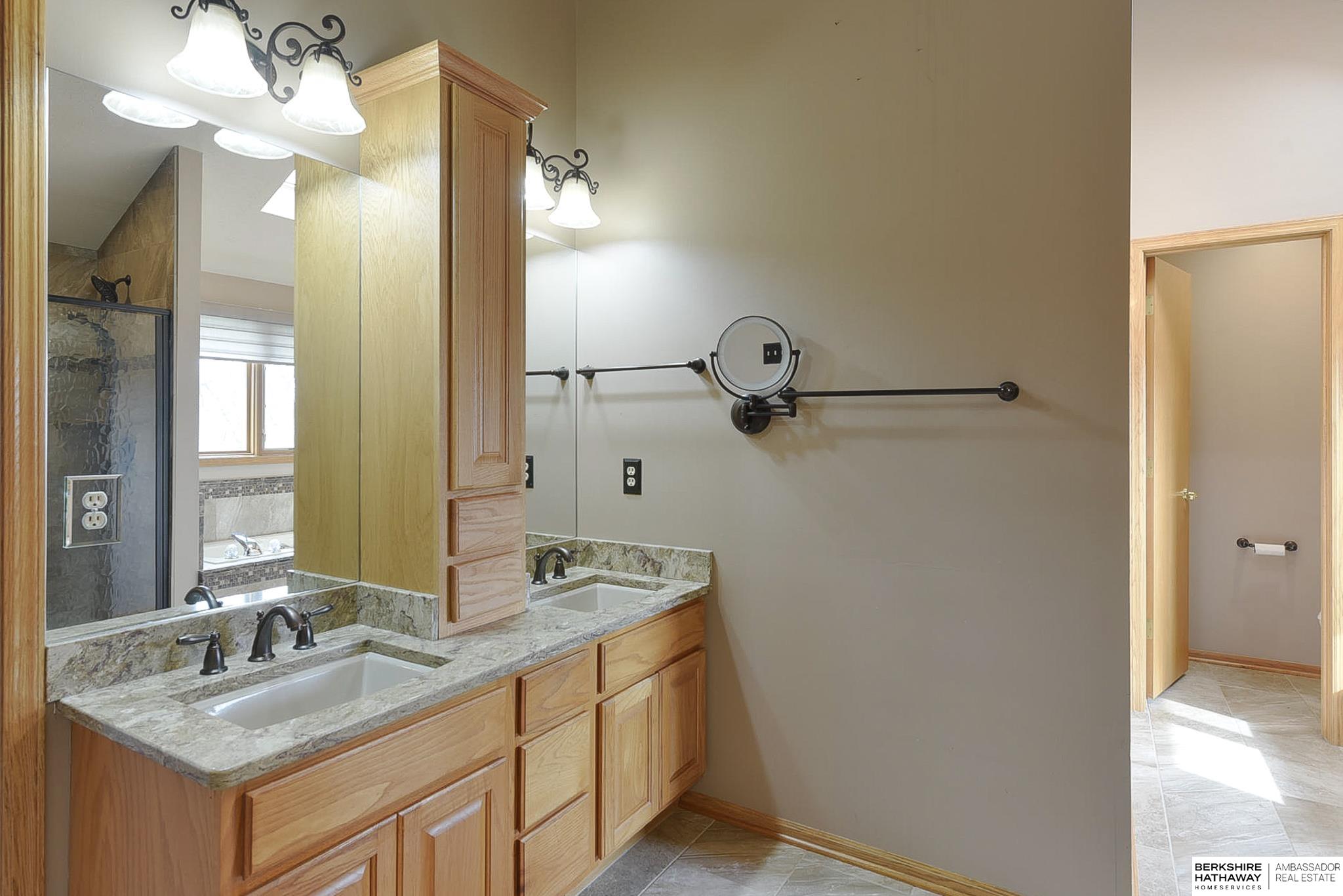 6319 N 106th Street, Omaha, Nebraska image 25