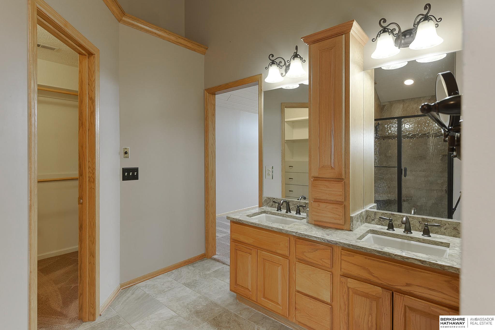 6319 N 106th Street, Omaha, Nebraska image 27