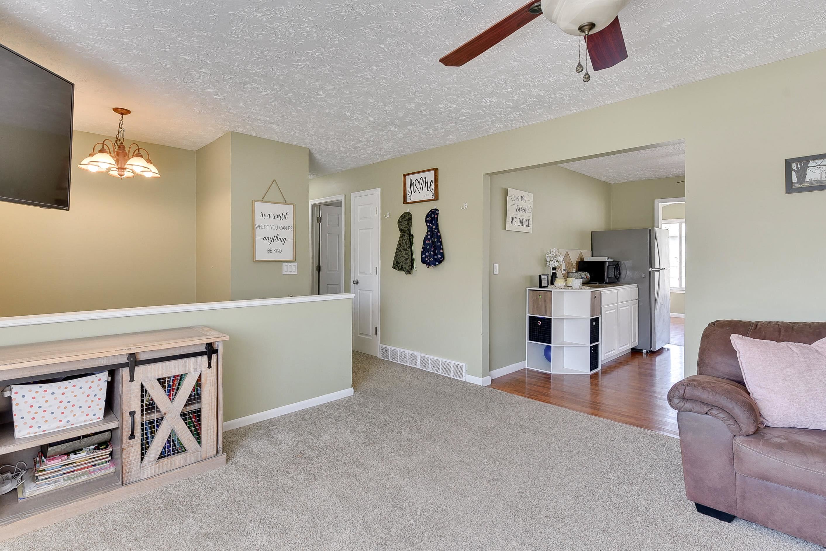 16 Redwood Lane, Yutan, Nebraska image 3
