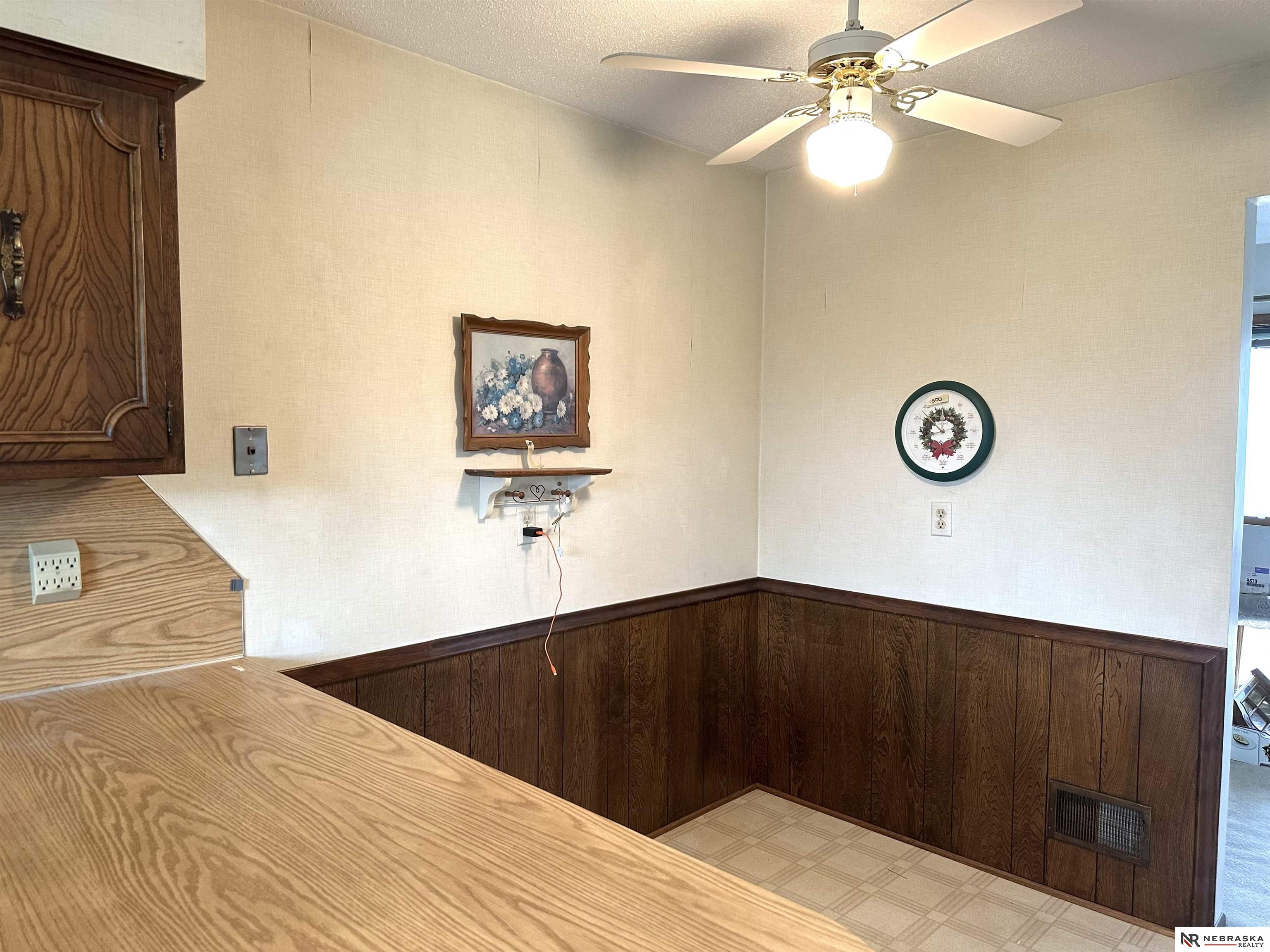 1010 Grenoble Drive, Bellevue, Nebraska image 6
