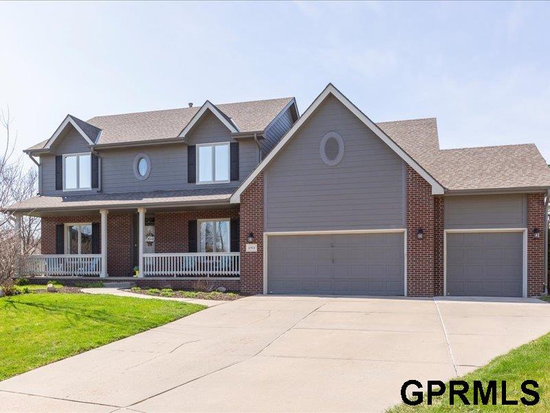 6914 S 159th Circle, Omaha, Nebraska image 2