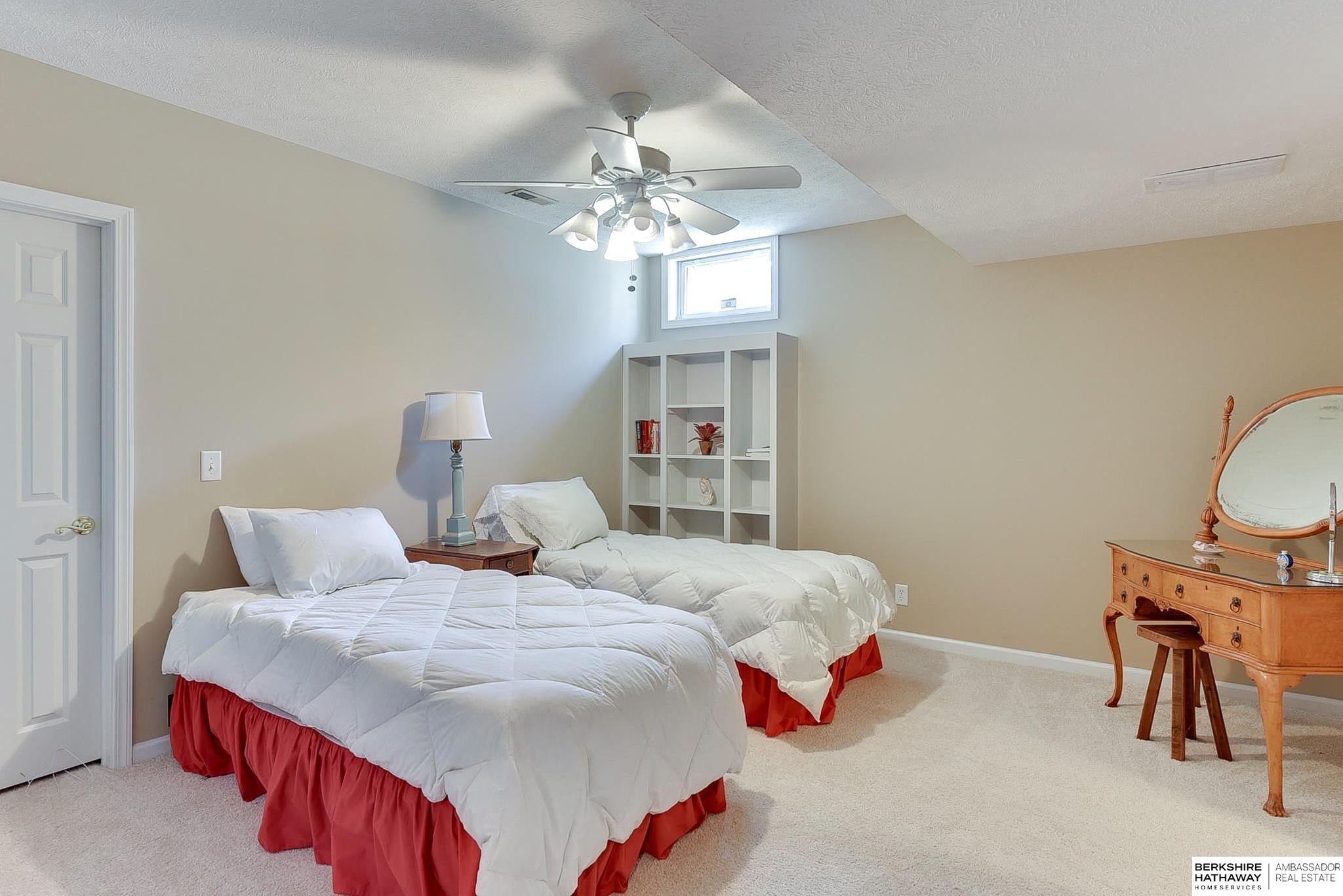 3217 N 159th Street, Omaha, Nebraska image 34