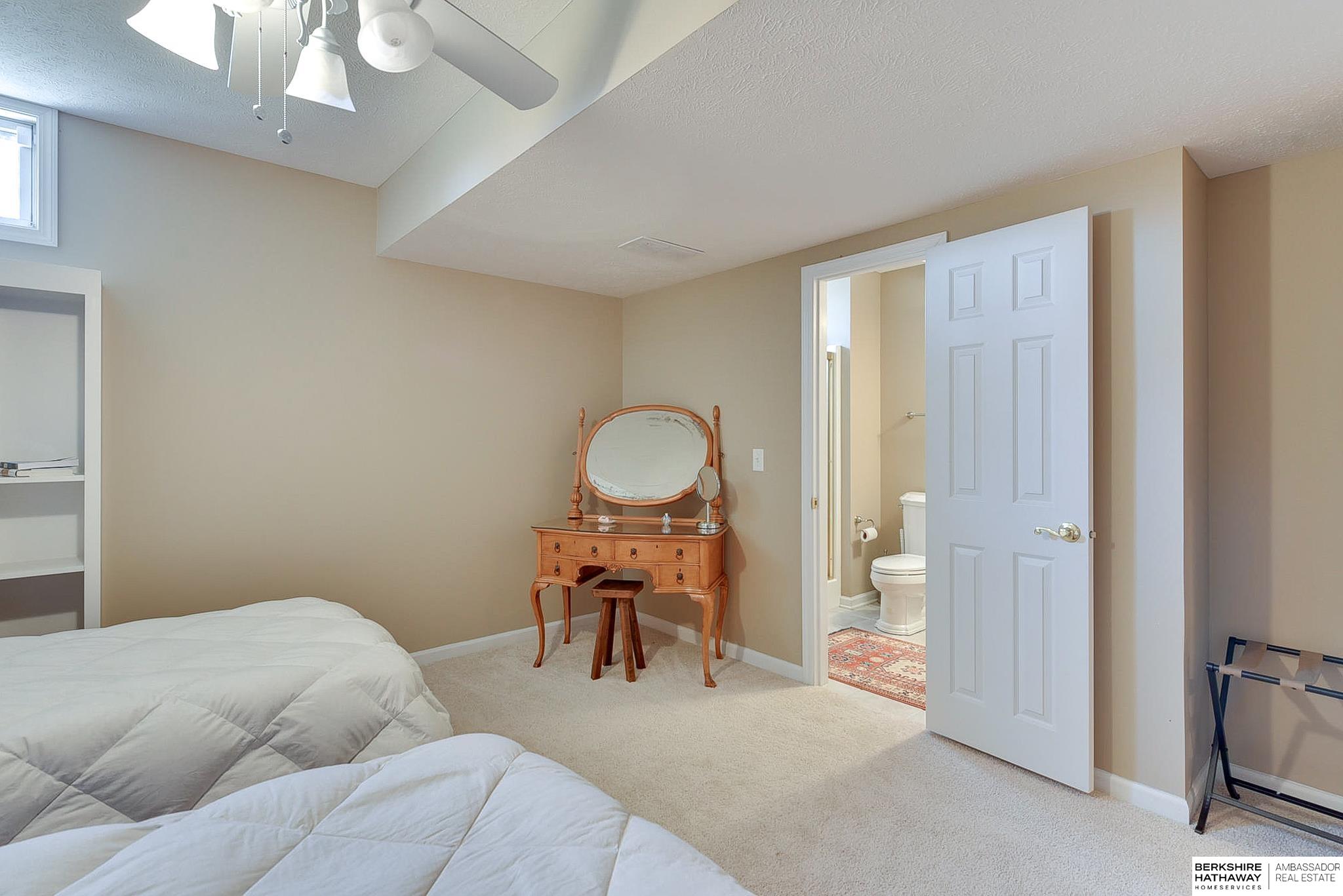 3217 N 159th Street, Omaha, Nebraska image 35