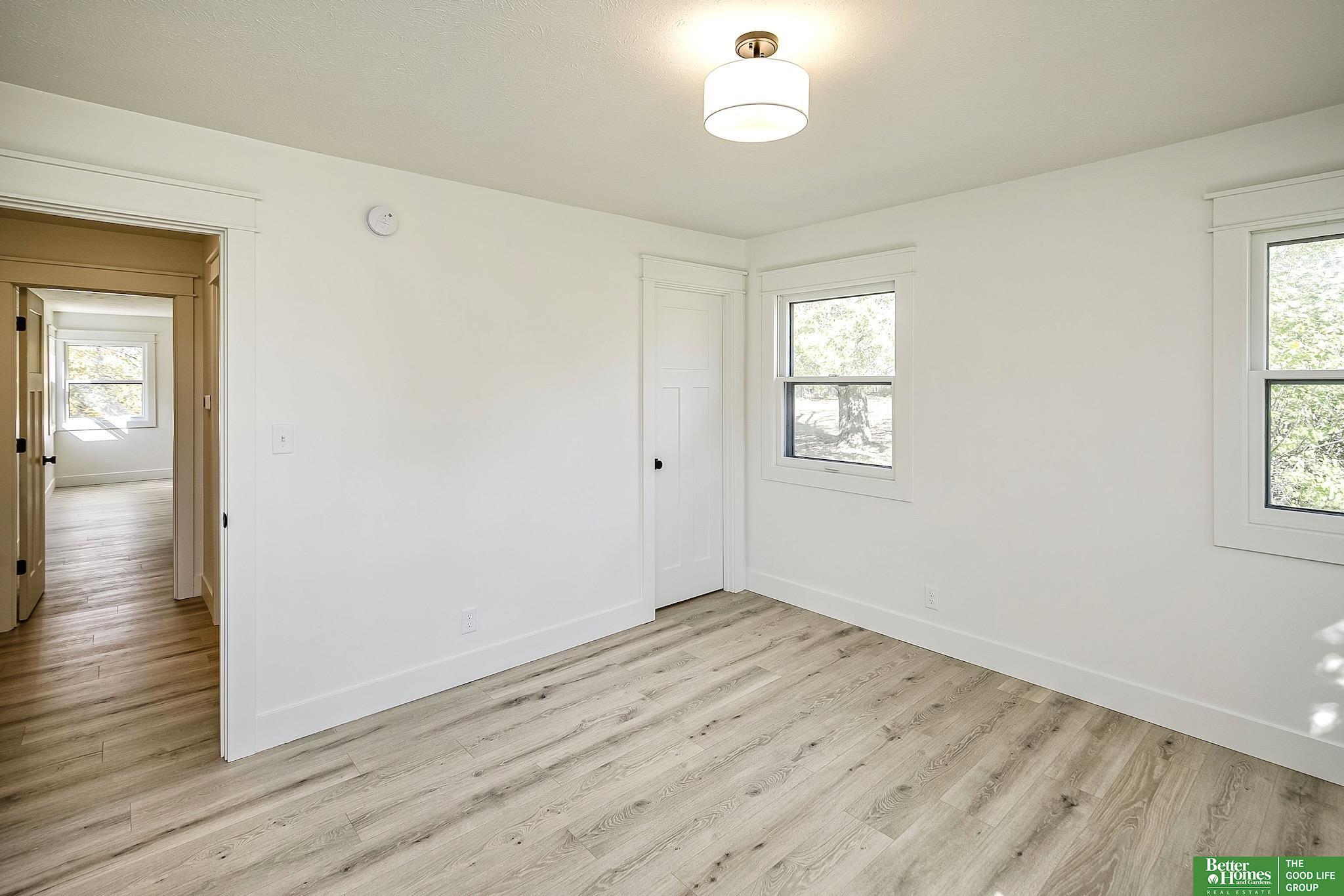 7904 Pacific Street, Omaha, Nebraska image 25