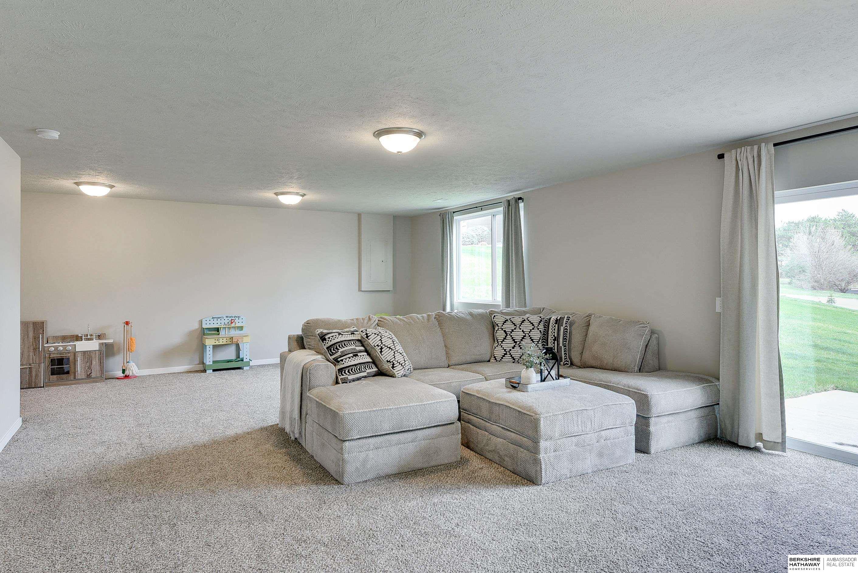 9209 S 168th Avenue Circle, Omaha, Nebraska image 31