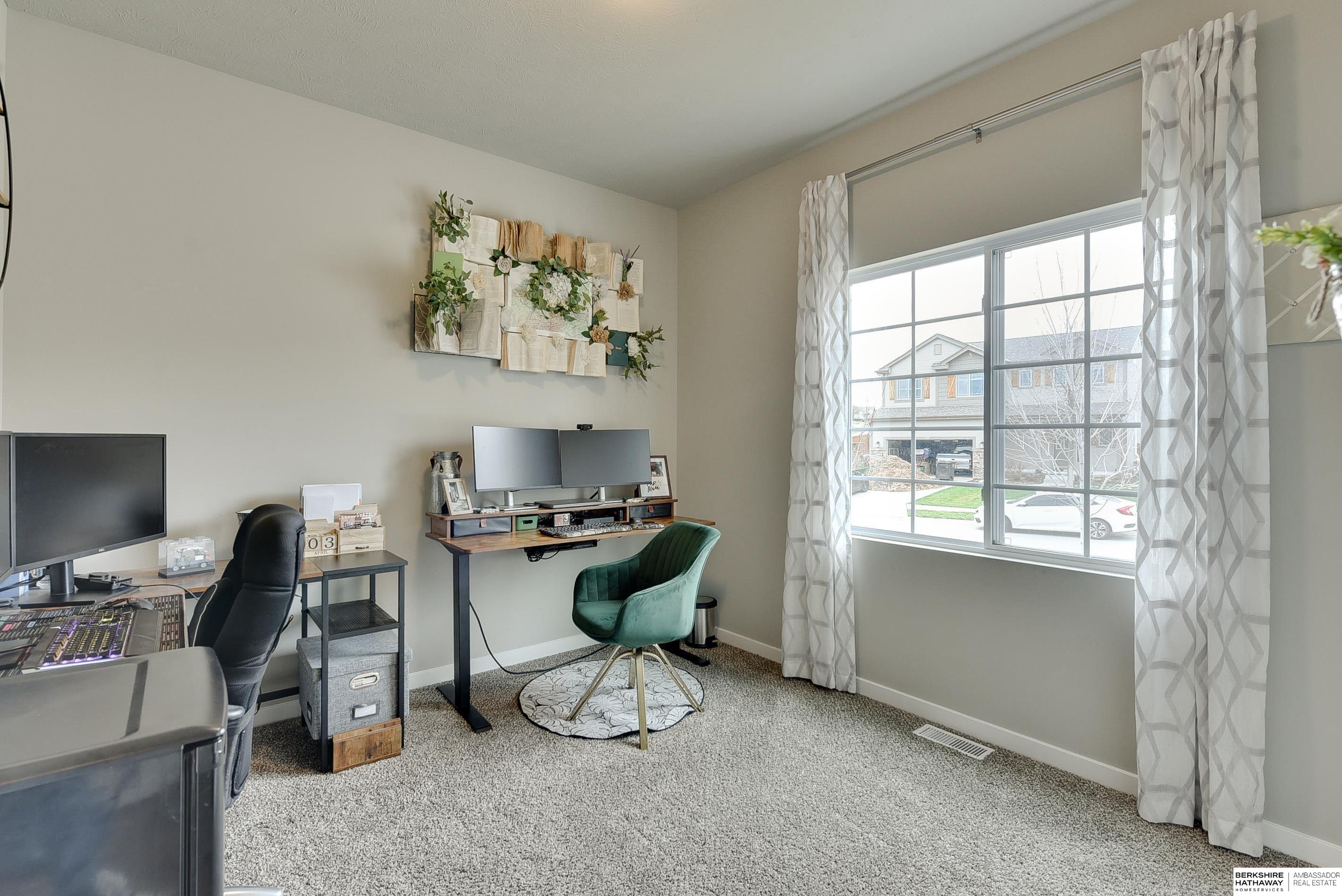 9209 S 168th Avenue Circle, Omaha, Nebraska image 6