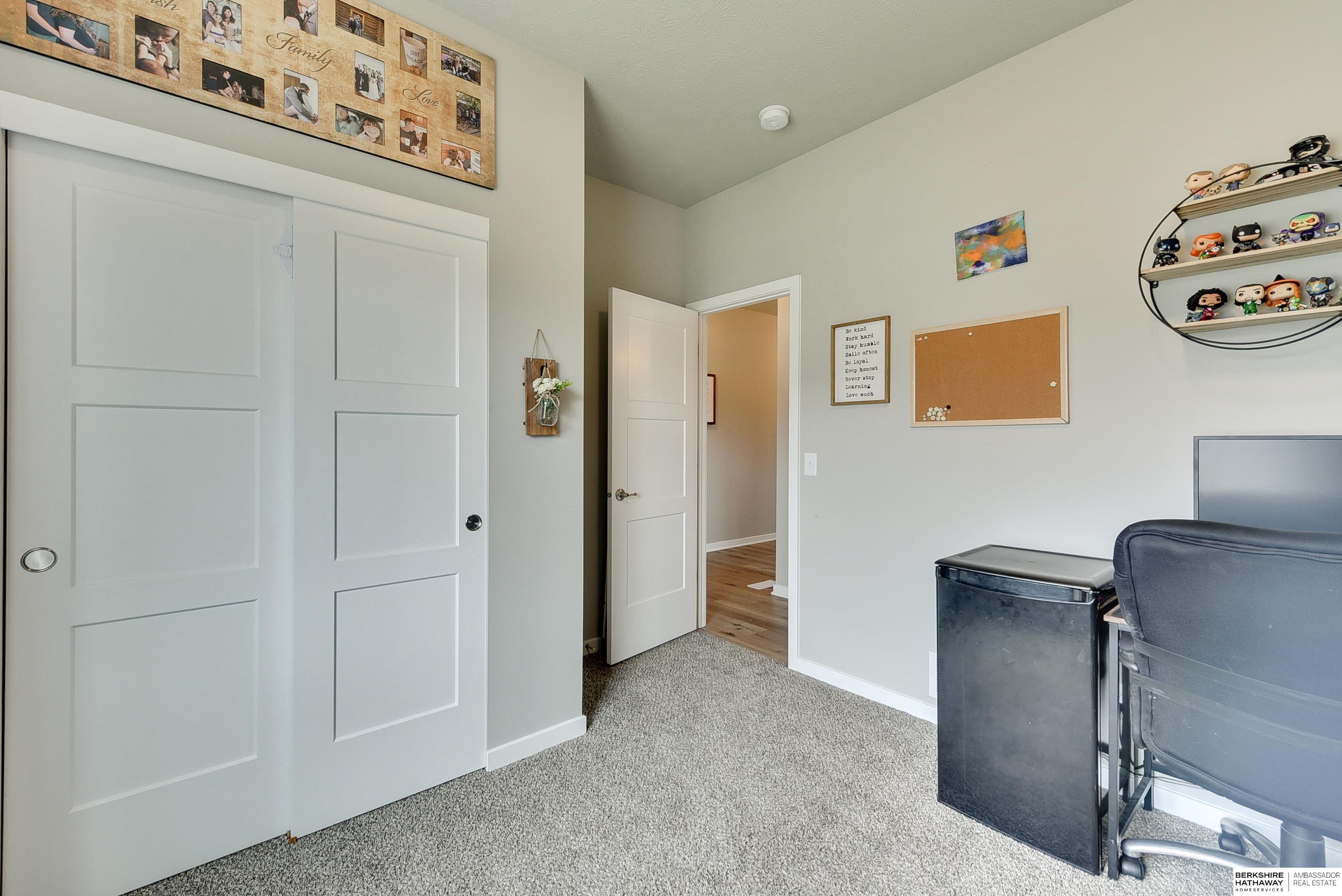 9209 S 168th Avenue Circle, Omaha, Nebraska image 7